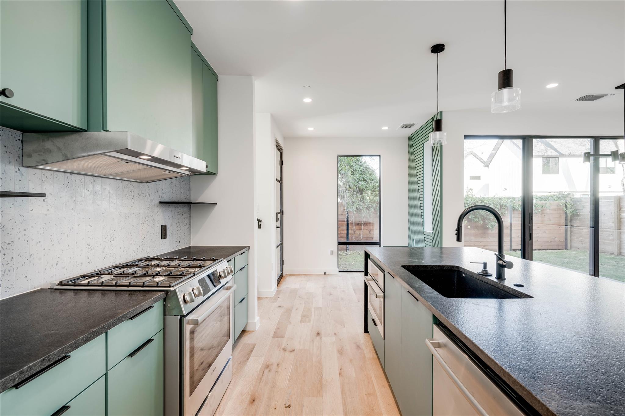 1103 Cherico St # 3A, Austin, TX 78702