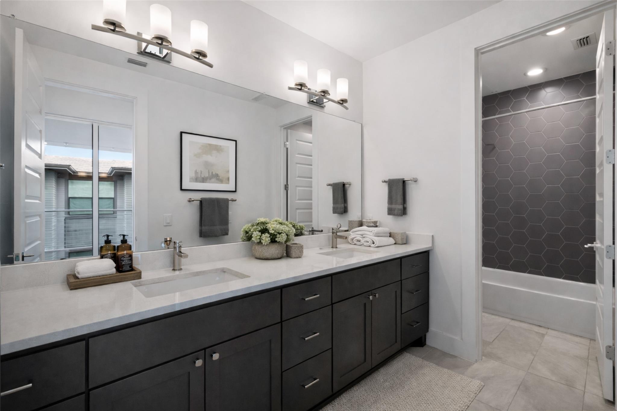 4004 Diligence Dr, Austin, TX 78731