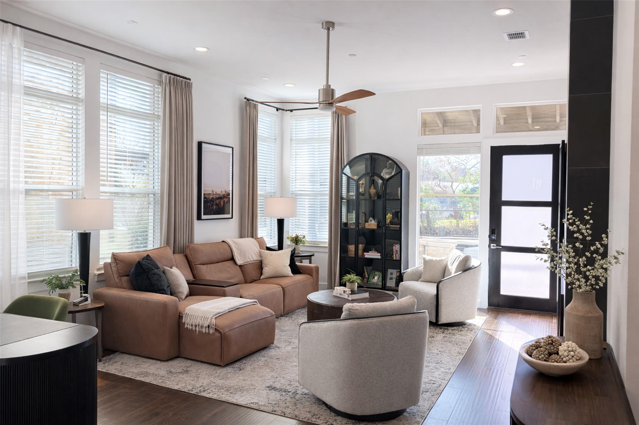 4004 Diligence Dr, Austin, TX 78731