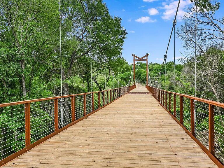 4004 Diligence Dr, Austin, TX 78731