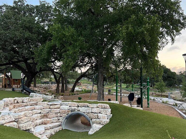 4004 Diligence Dr, Austin, TX 78731