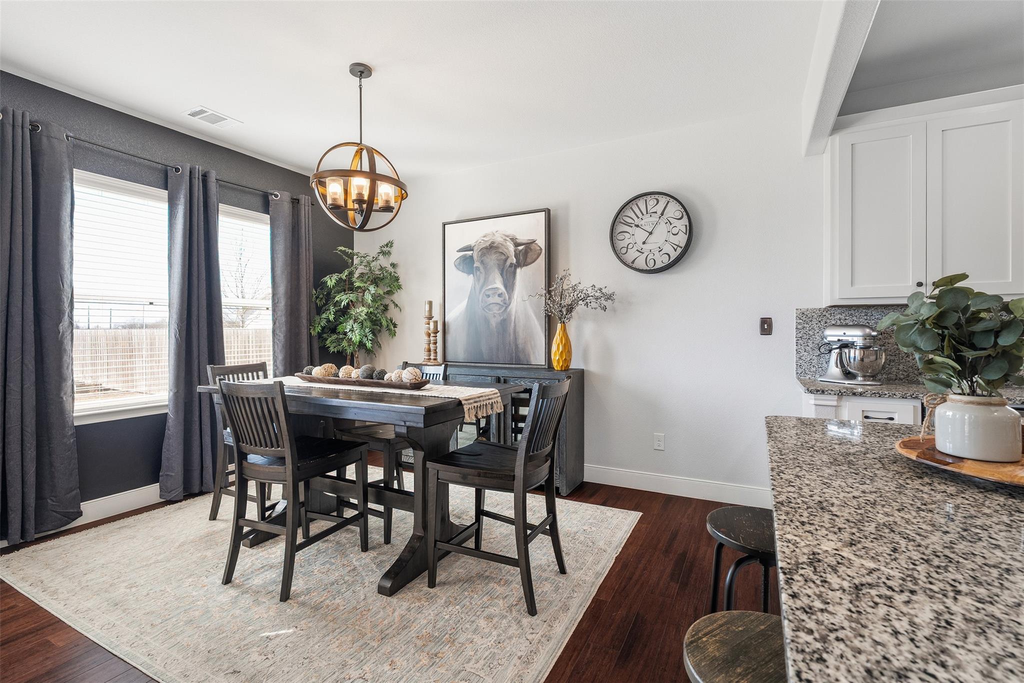 103 Les Ln, Smithville, TX 78957