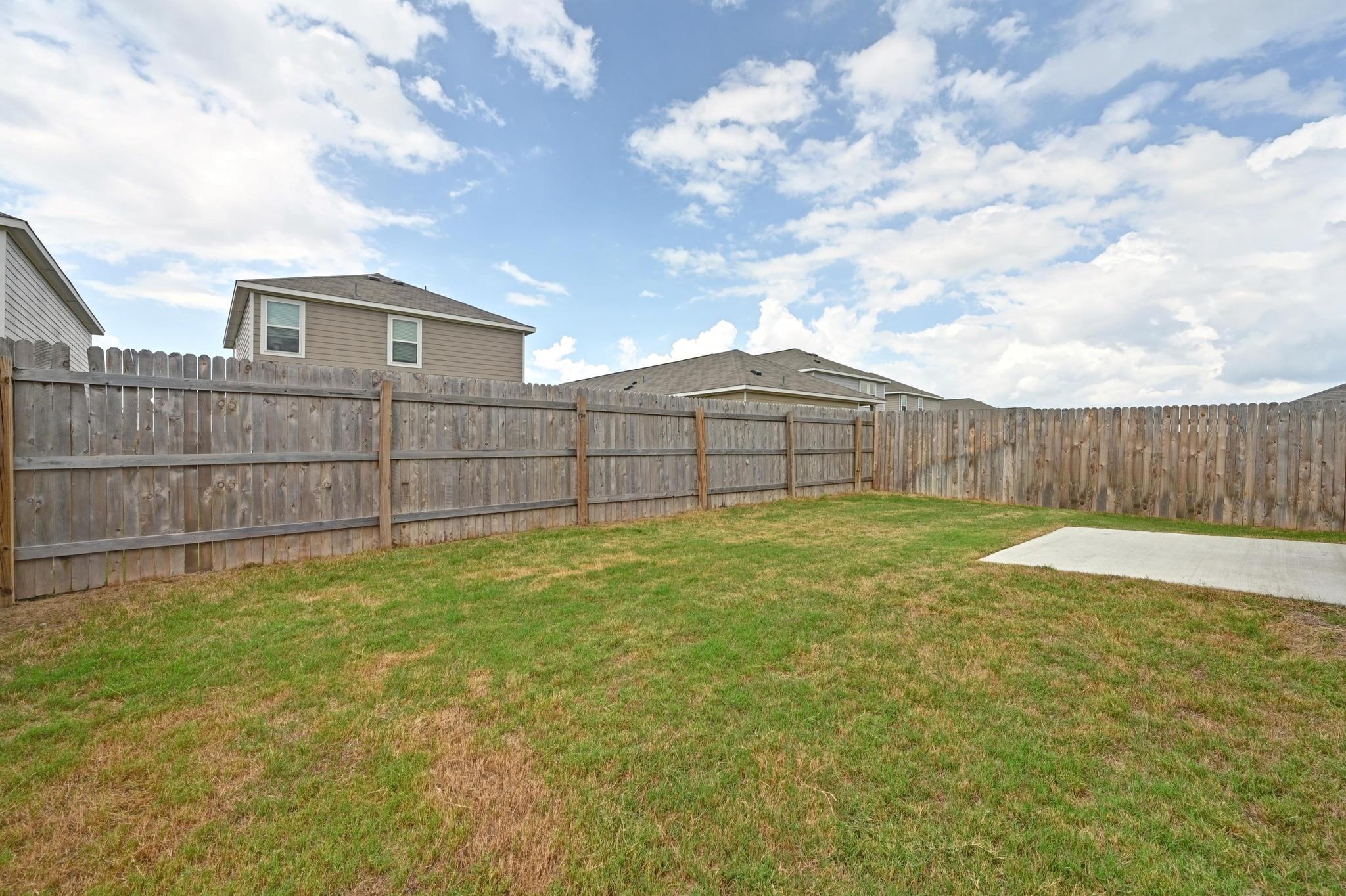 473 Thistle Ln, Maxwell, TX 78656