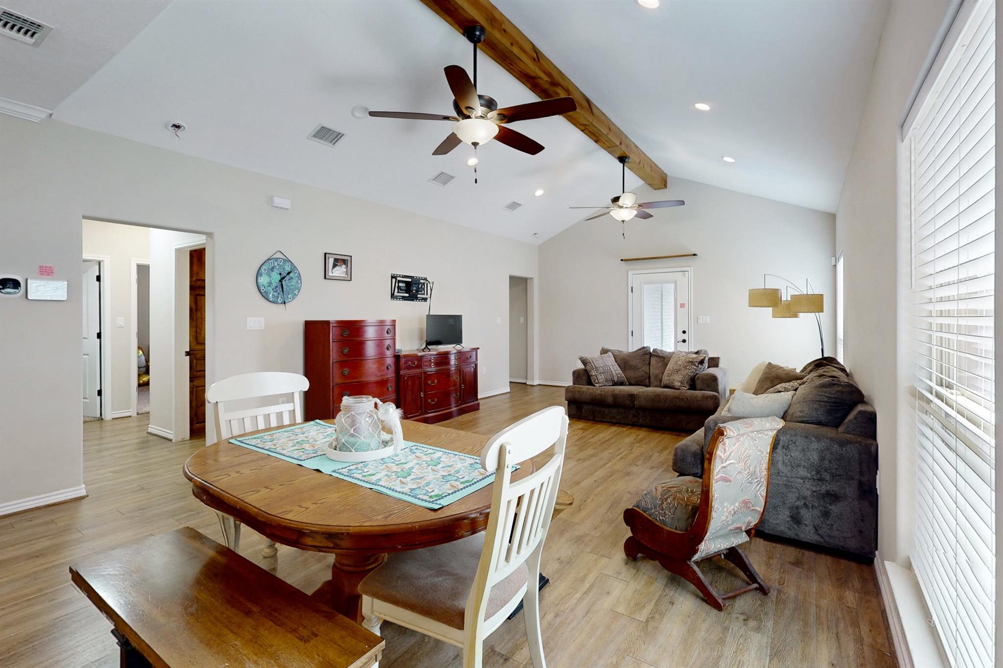 511 Sunny St, Caldwell, TX 77836