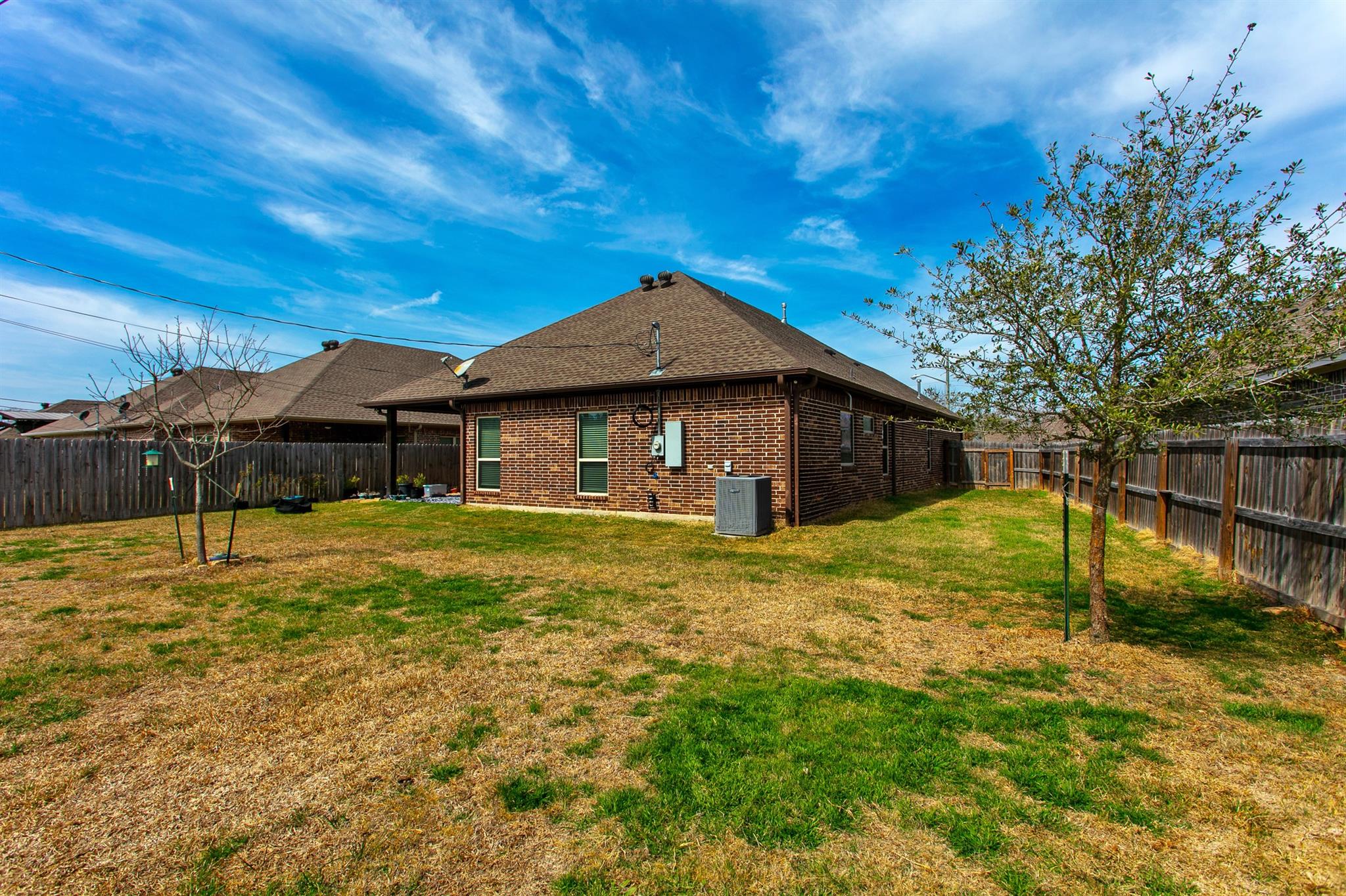 511 Sunny St, Caldwell, TX 77836