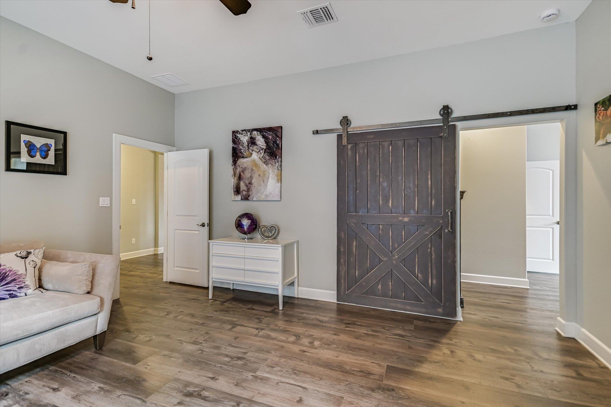 574 Merion Dr, Austin, TX 78737