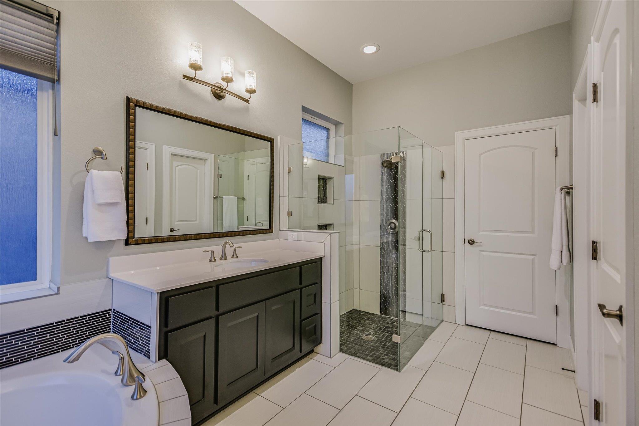 574 Merion Dr, Austin, TX 78737