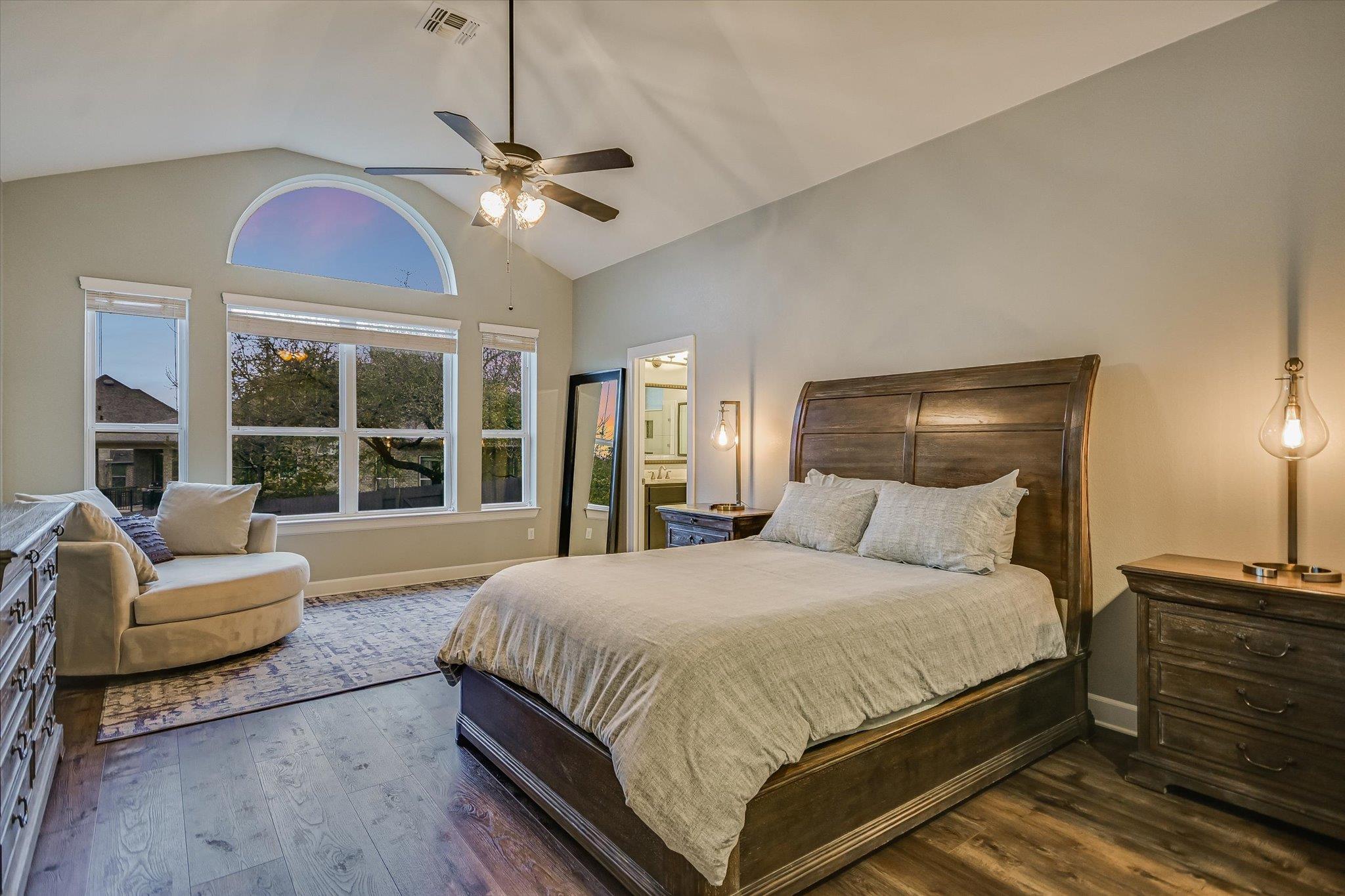 574 Merion Dr, Austin, TX 78737