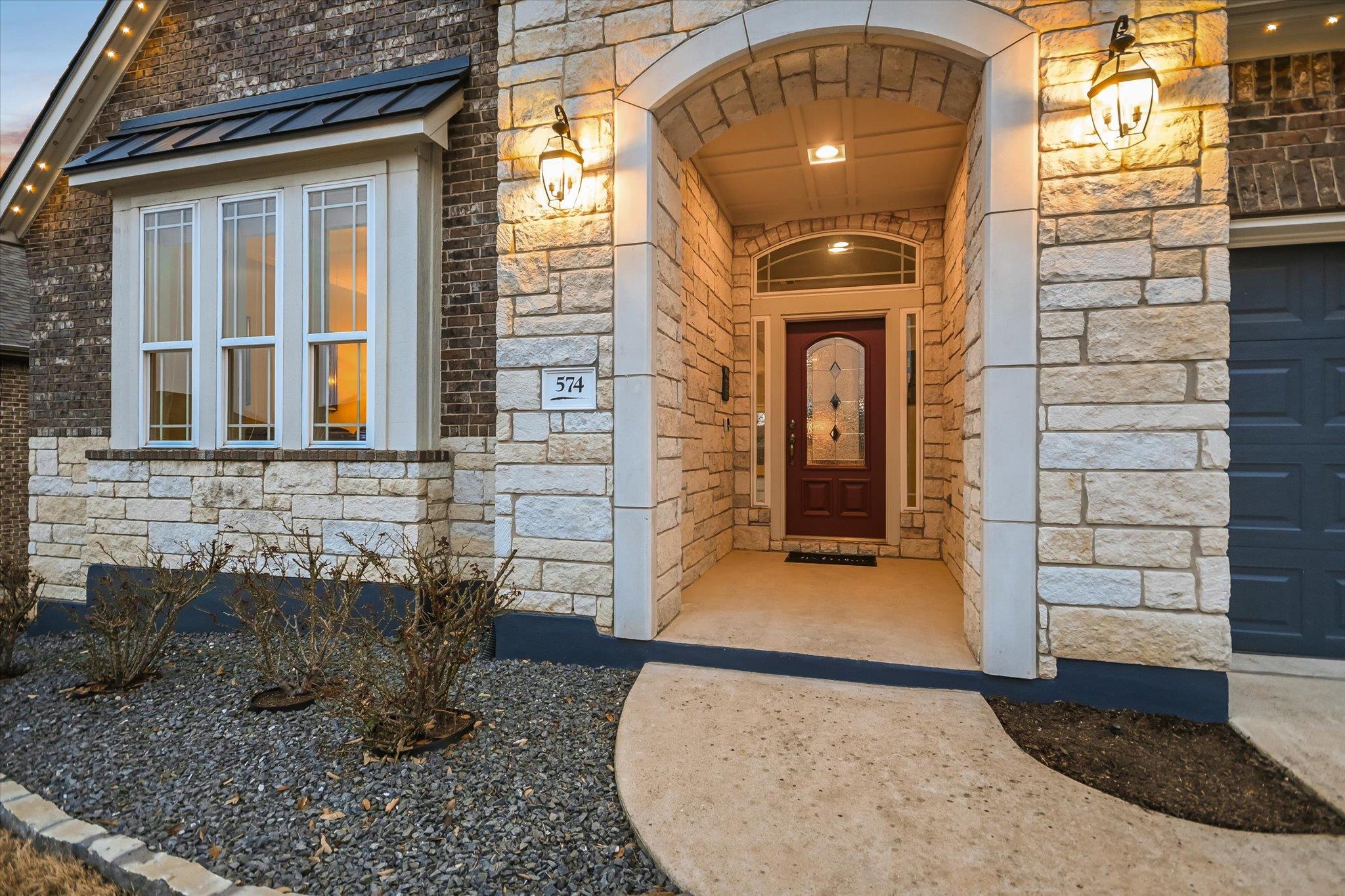 574 Merion Dr, Austin, TX 78737