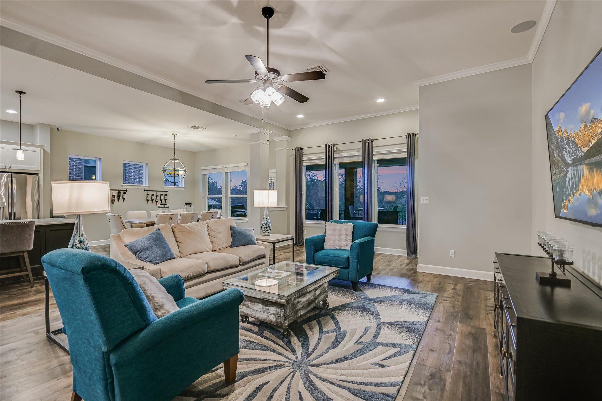 574 Merion Dr, Austin, TX 78737