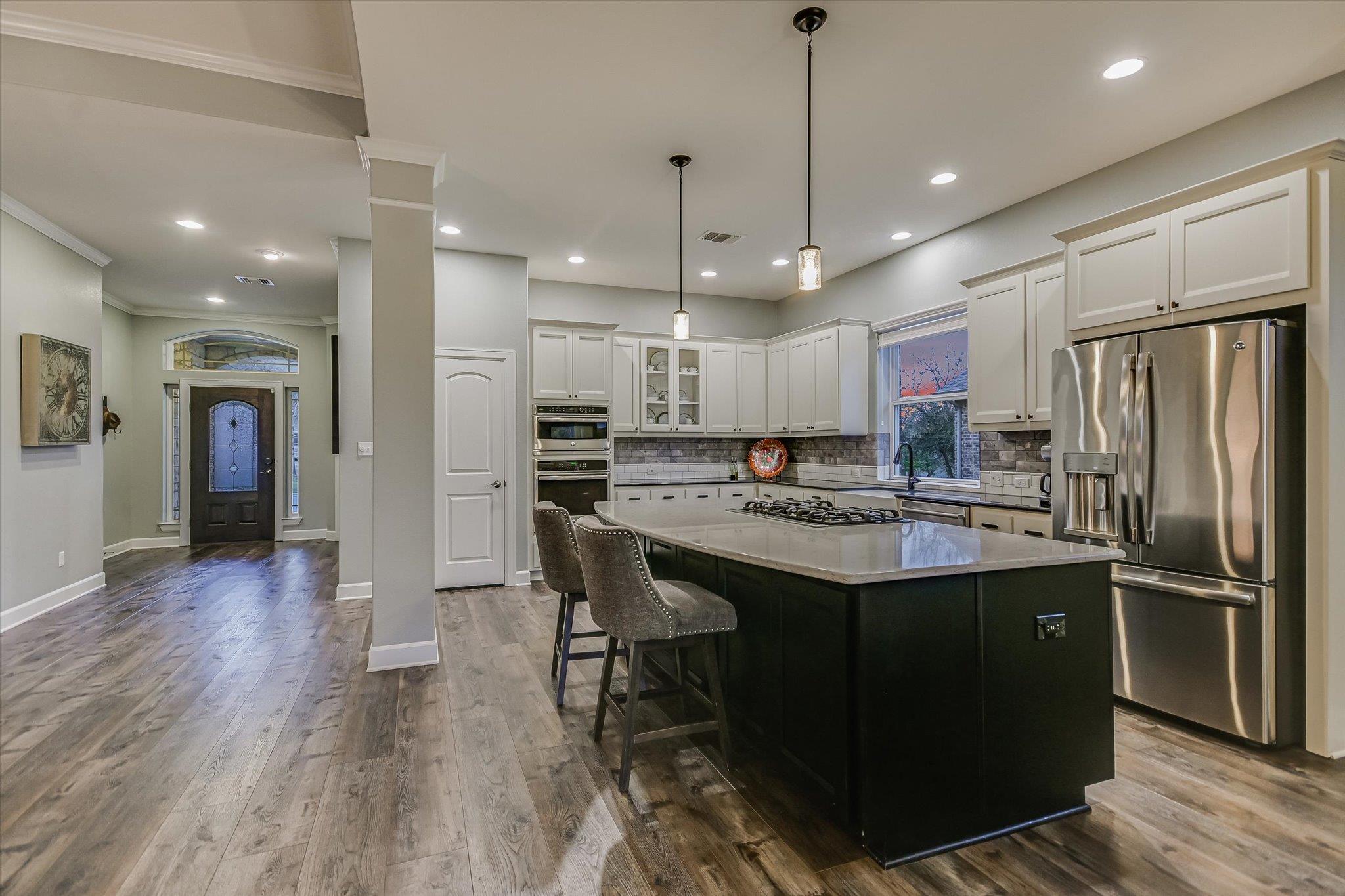 574 Merion Dr, Austin, TX 78737