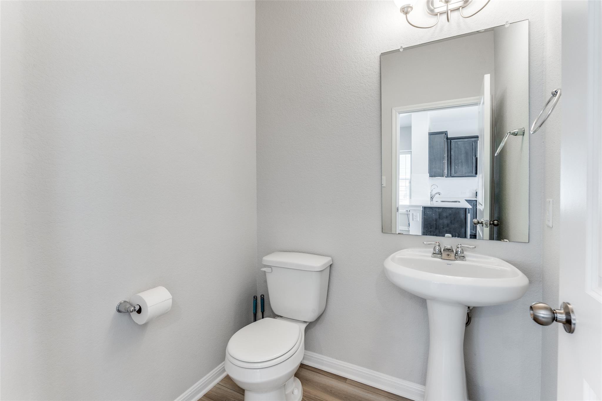 221 Duck Creek Trl, San Marcos, TX 78666