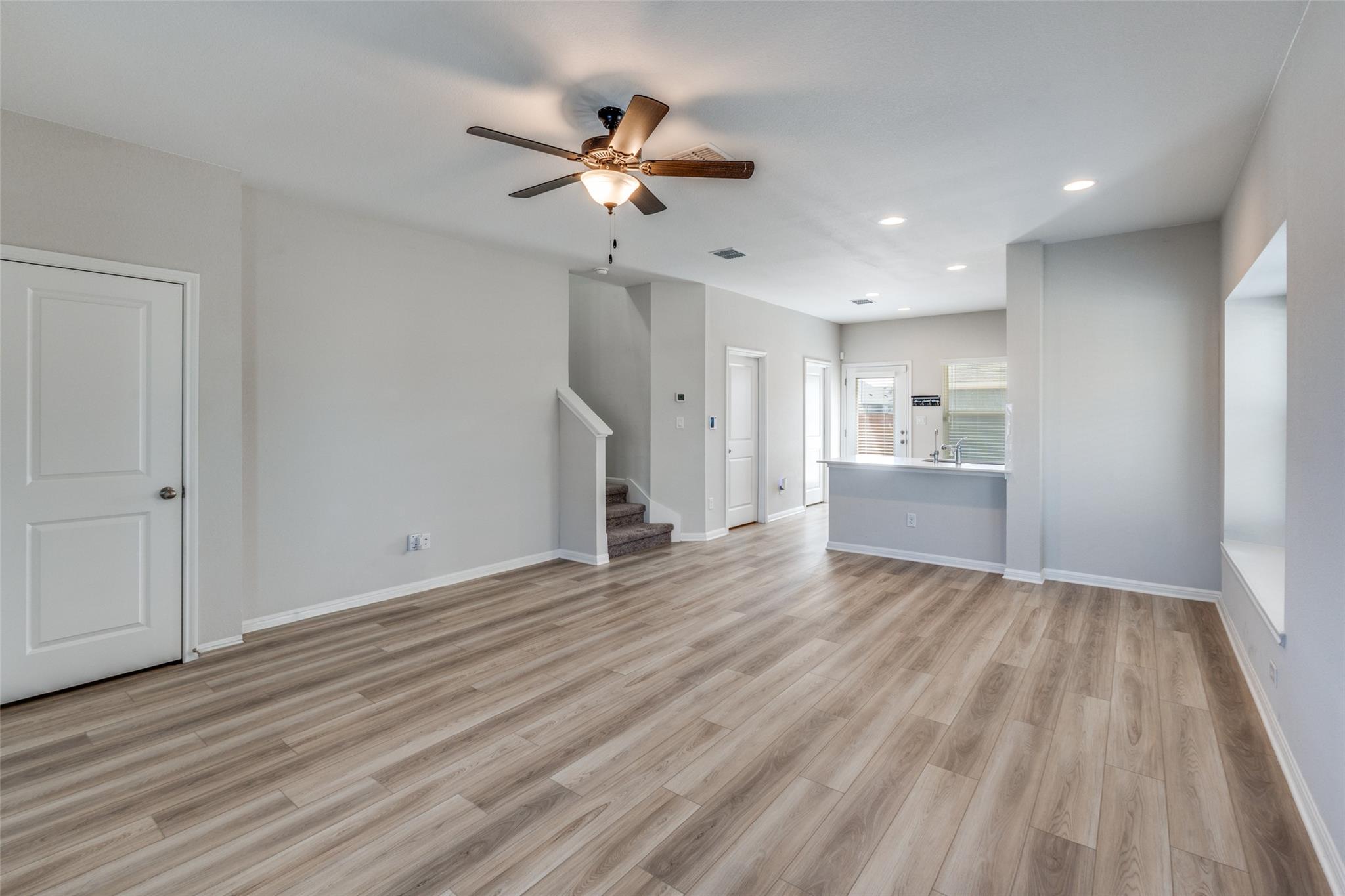 221 Duck Creek Trl, San Marcos, TX 78666