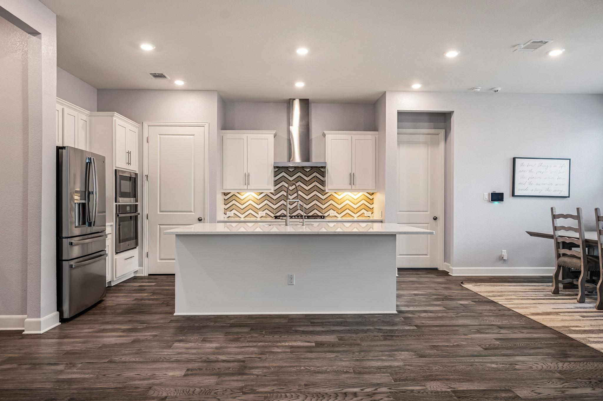 608 Affazia Ln # 13, Georgetown, TX 78628