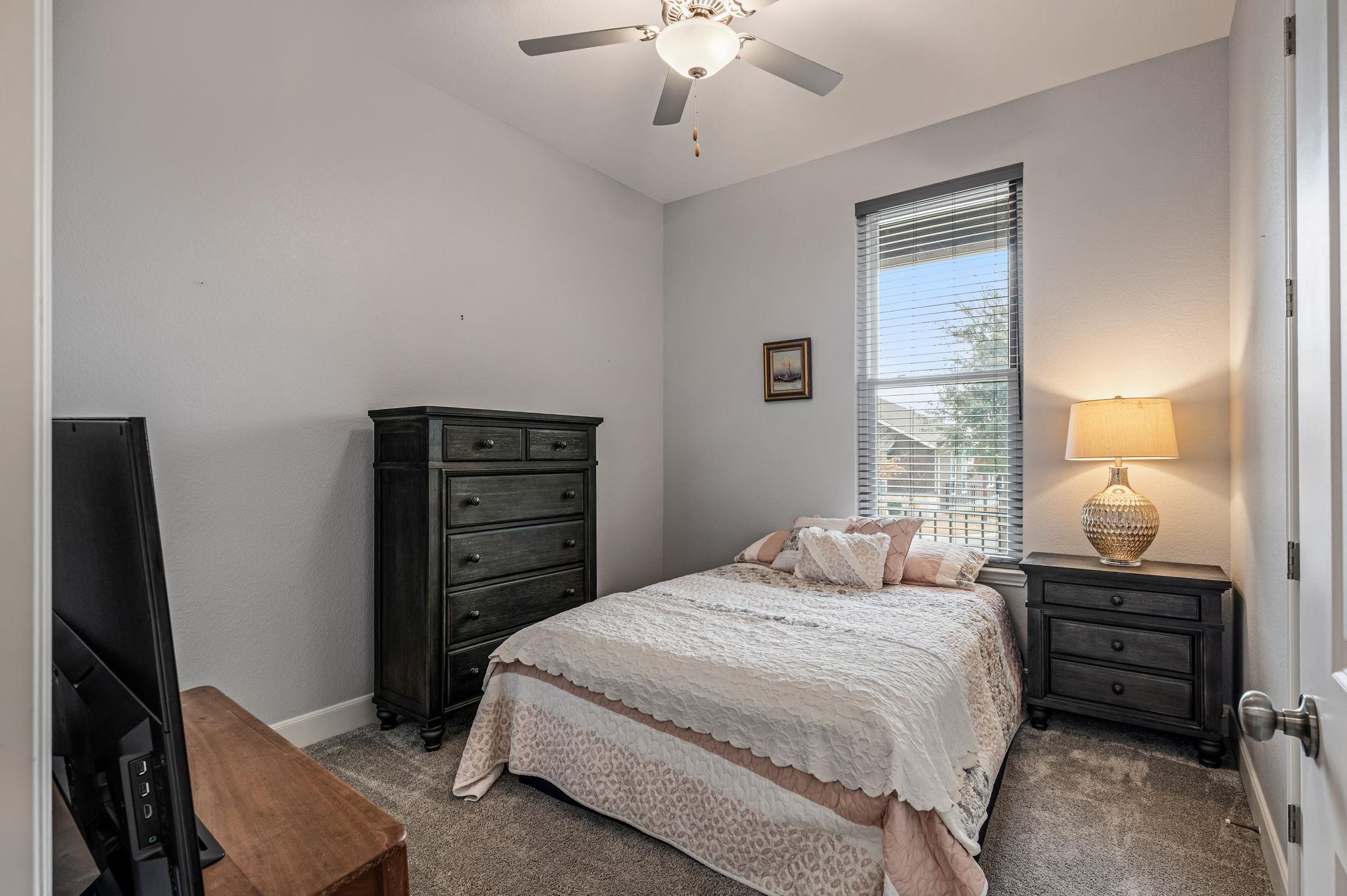 608 Affazia Ln # 13, Georgetown, TX 78628