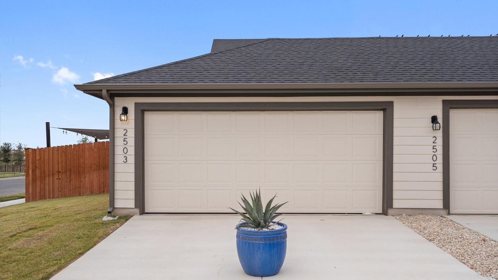 2512 Violet Theo Ln, Round Rock, TX 78665