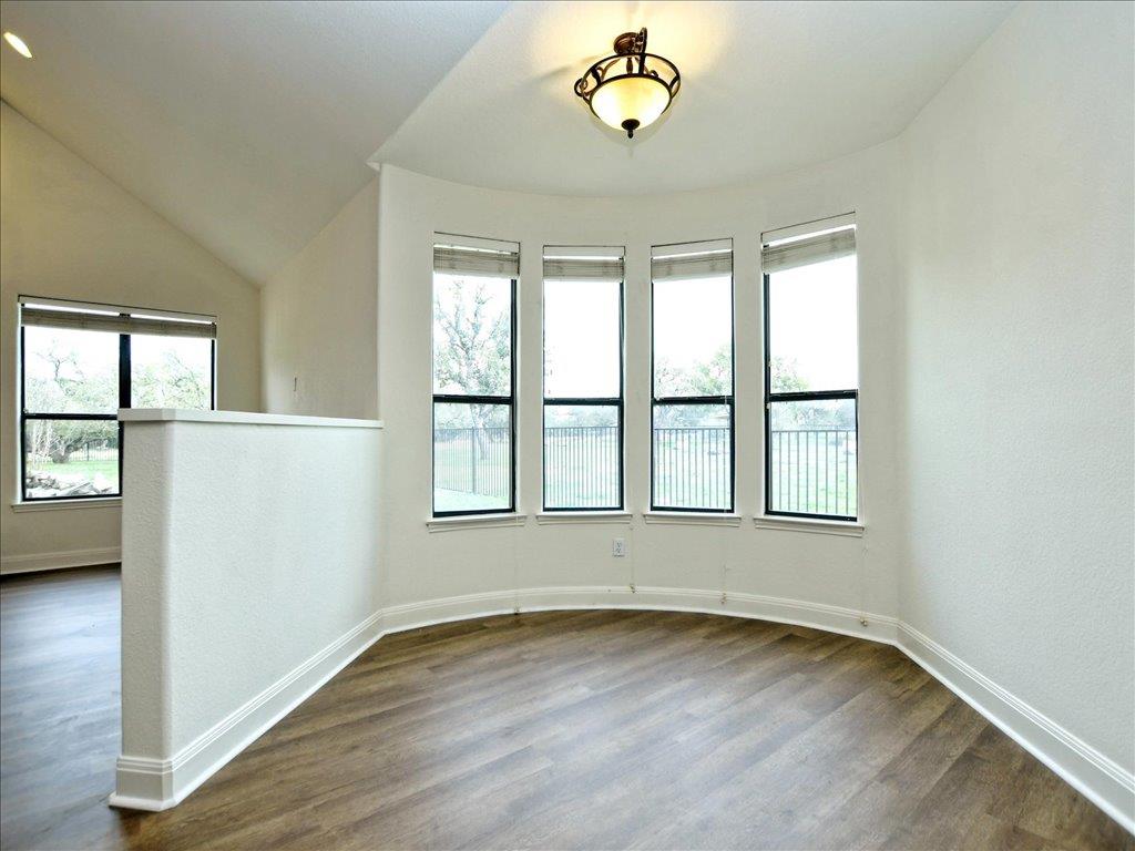 505 Vista View Trl, Spicewood, TX 78669