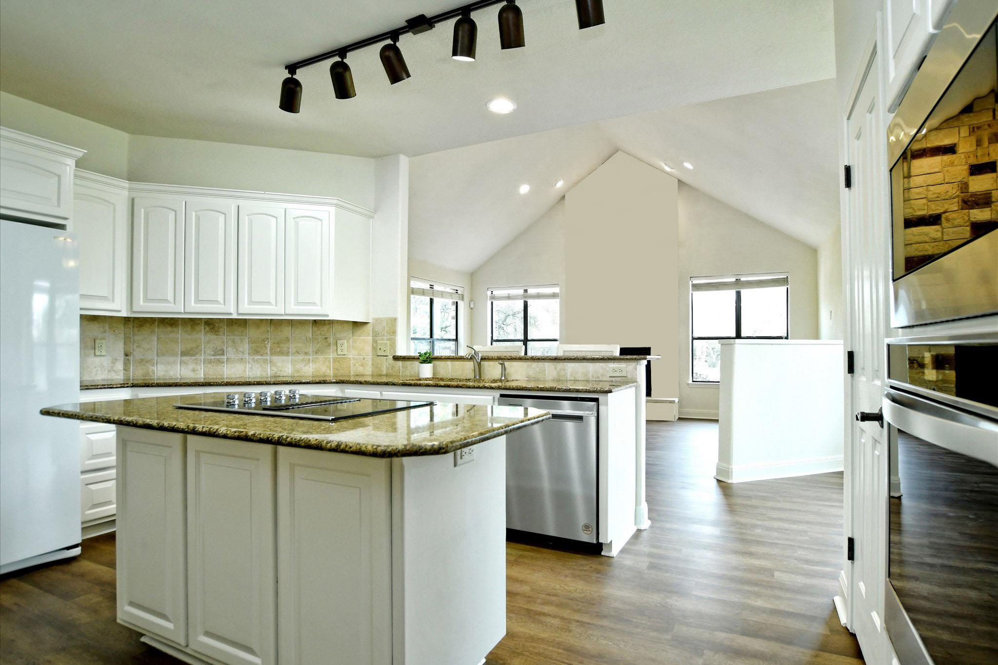 505 Vista View Trl, Spicewood, TX 78669