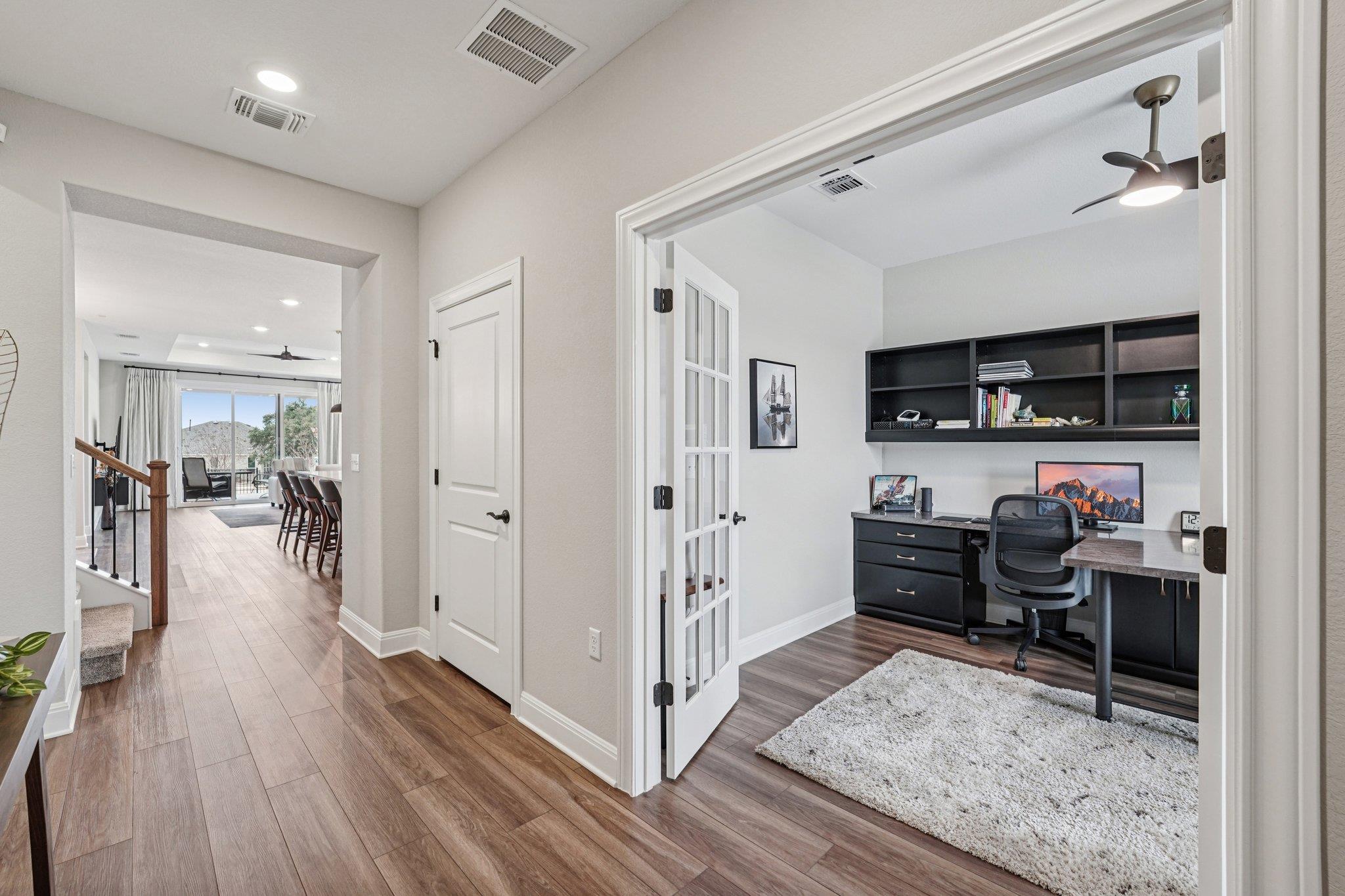 207 Bellows St, Georgetown, TX 78633