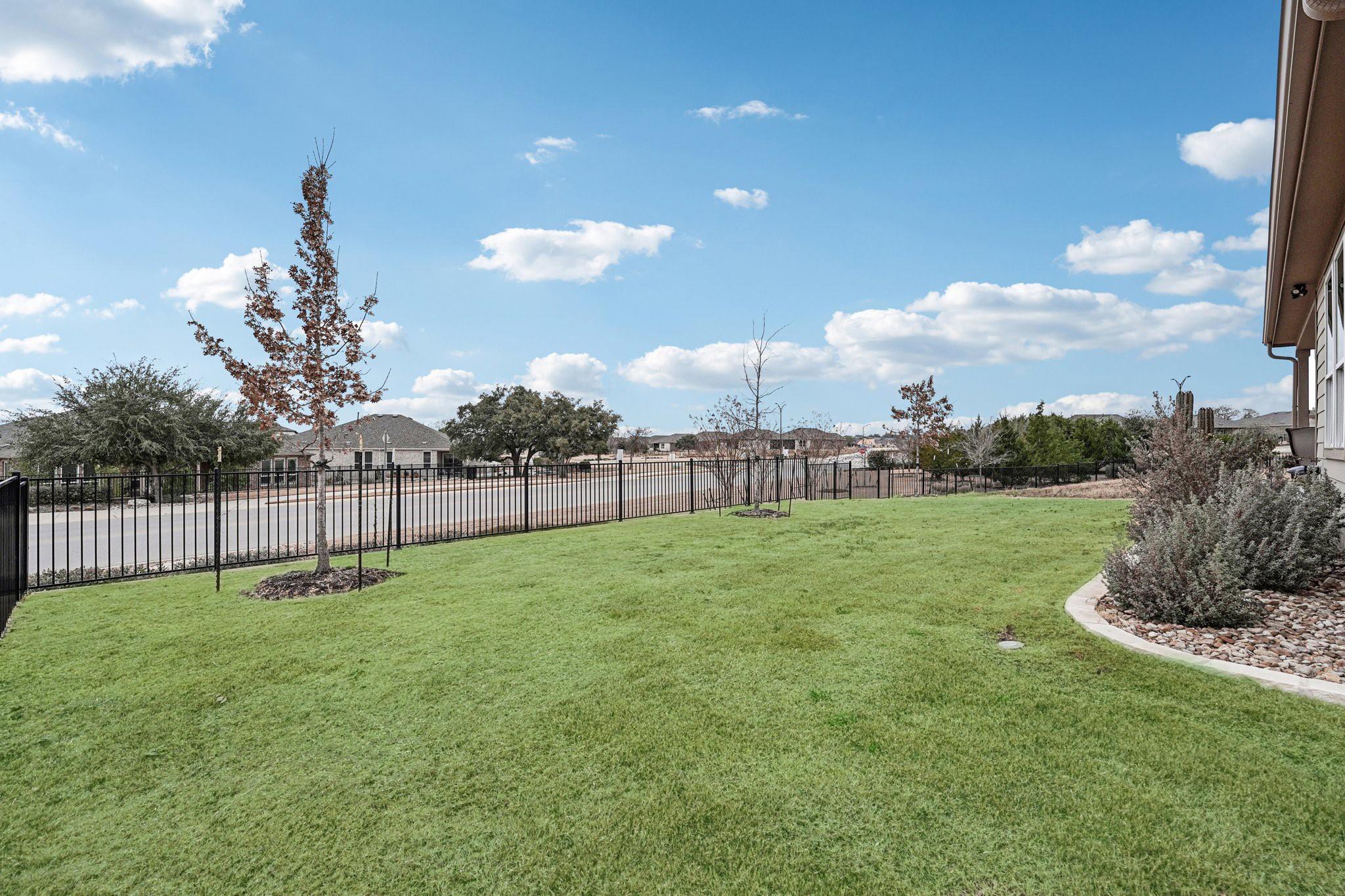 207 Bellows St, Georgetown, TX 78633