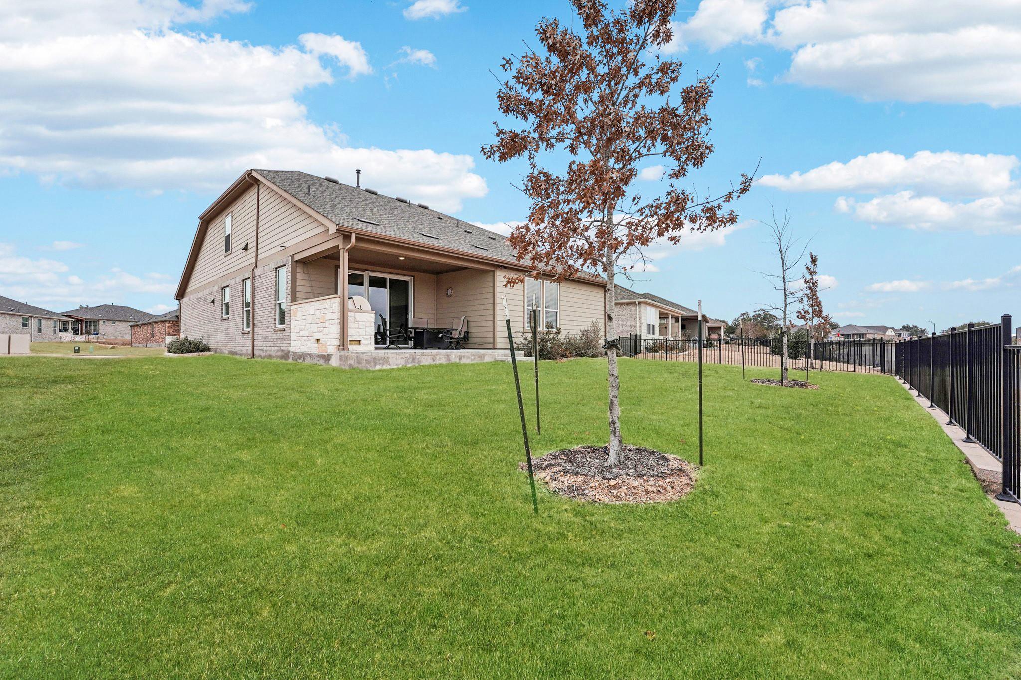 207 Bellows St, Georgetown, TX 78633