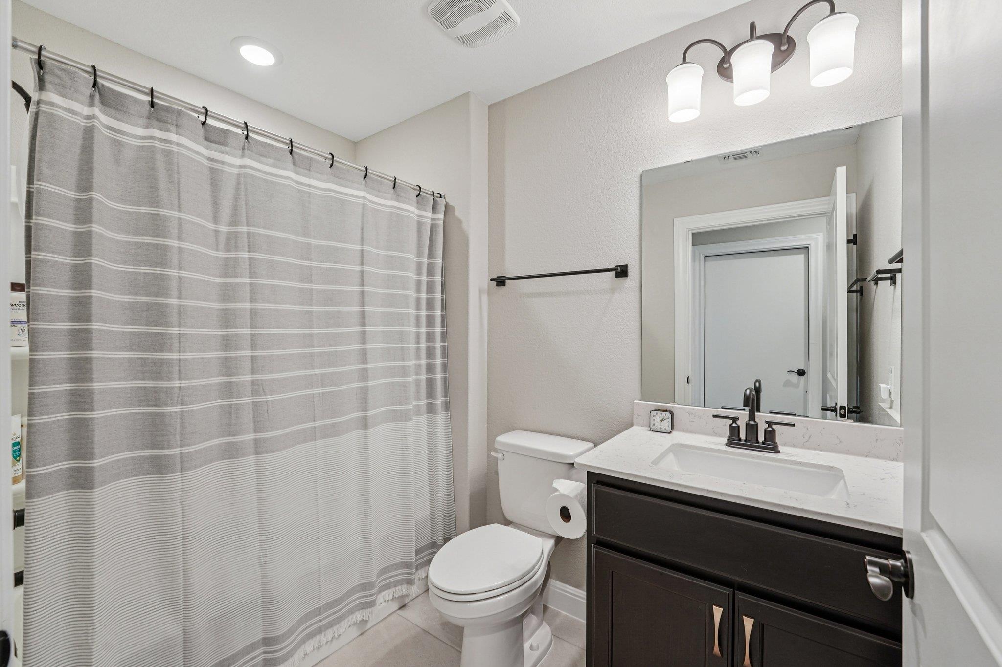 207 Bellows St, Georgetown, TX 78633