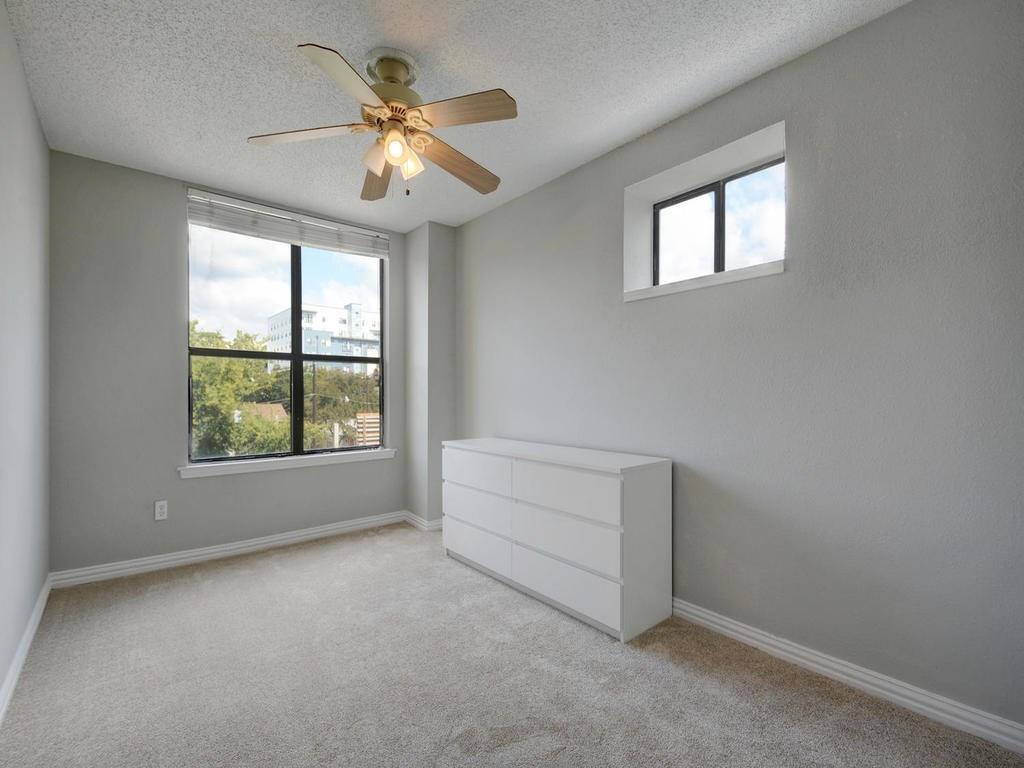 2409 Leon St # 207, Austin, TX 78705