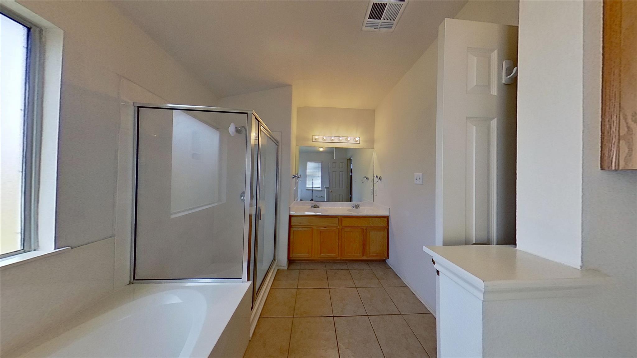 1119 Whitley Dr, Leander, TX 78641