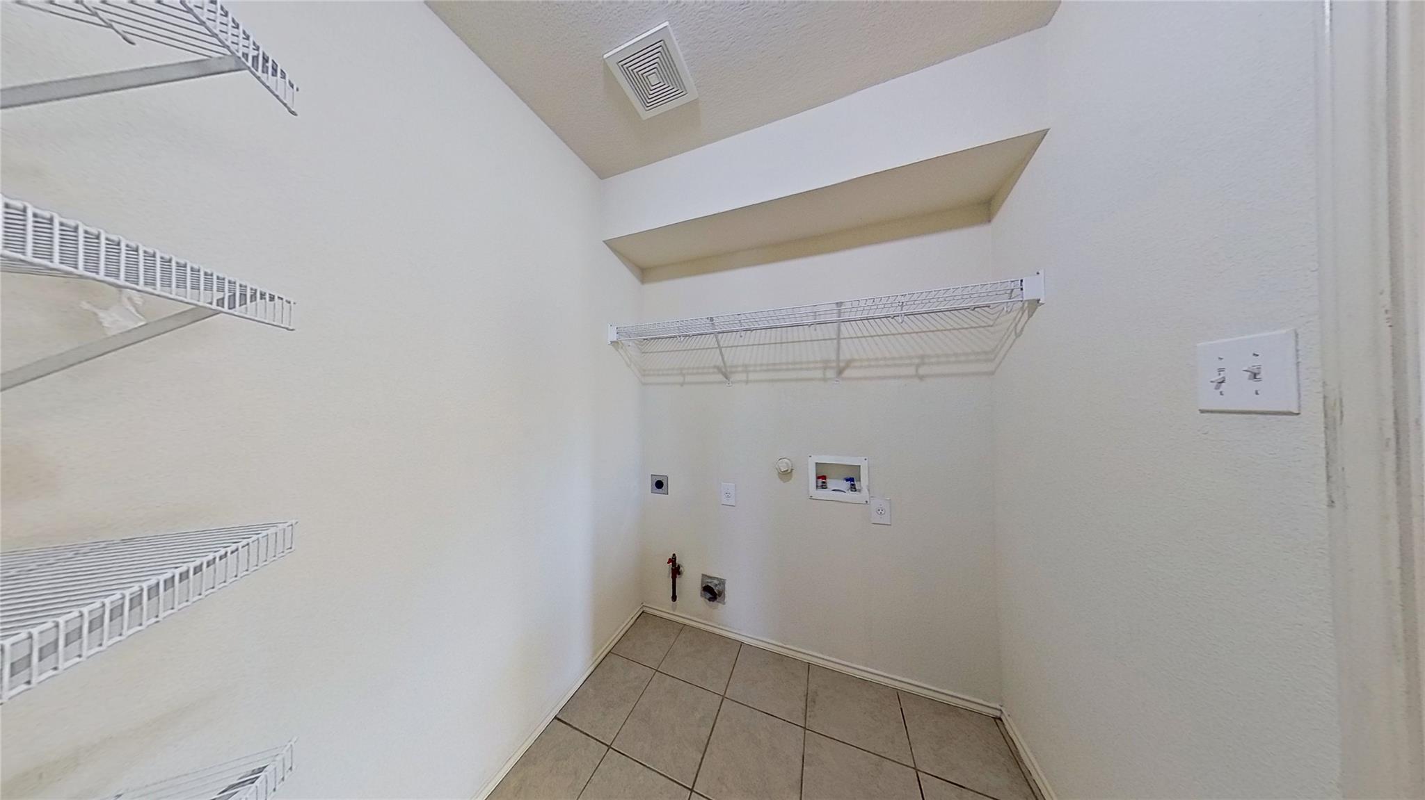 1119 Whitley Dr, Leander, TX 78641