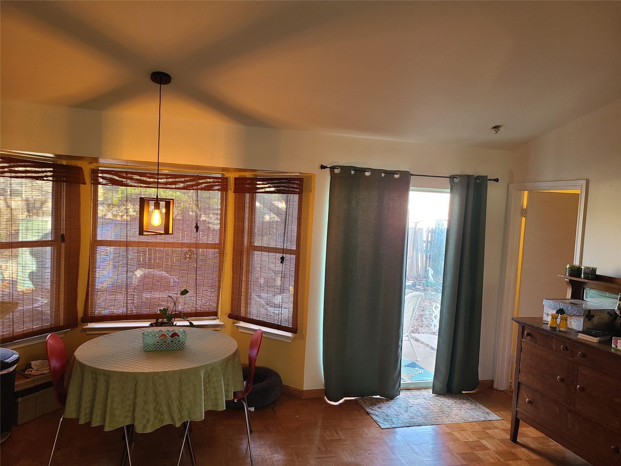 806 Black Locust Dr, Pflugerville, TX 78660