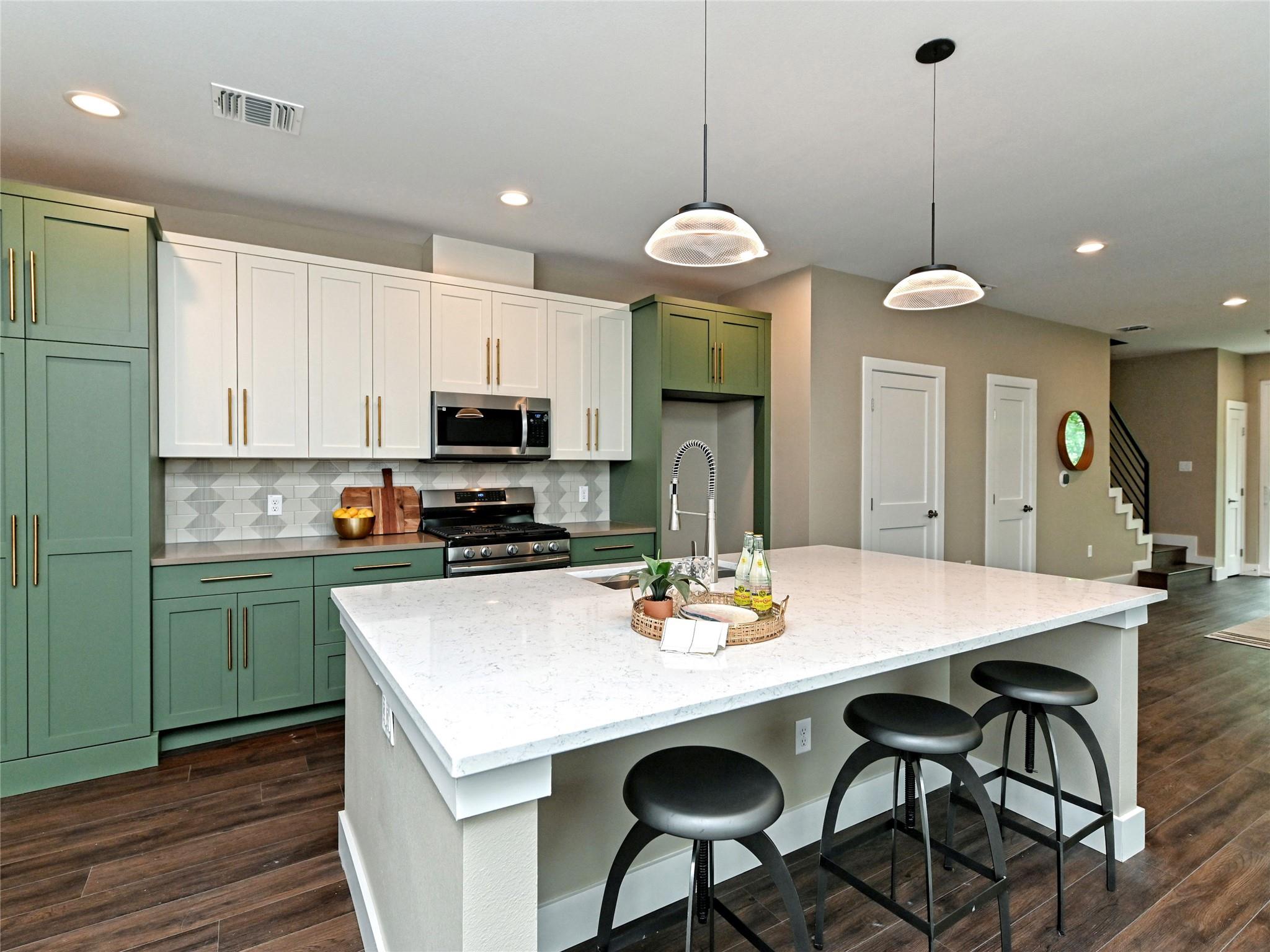 1202 Cometa St # B, Austin, TX 78721