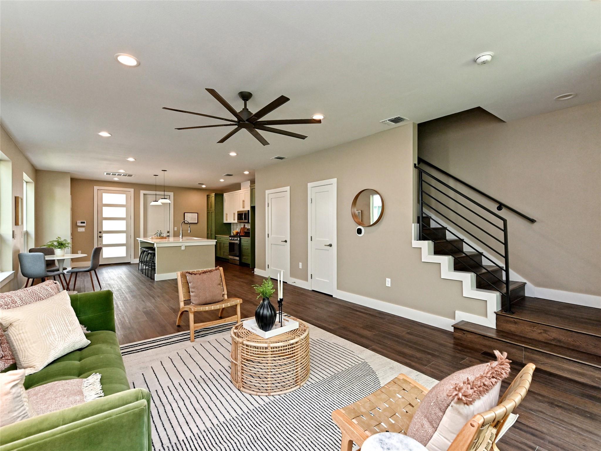 1202 Cometa St # B, Austin, TX 78721