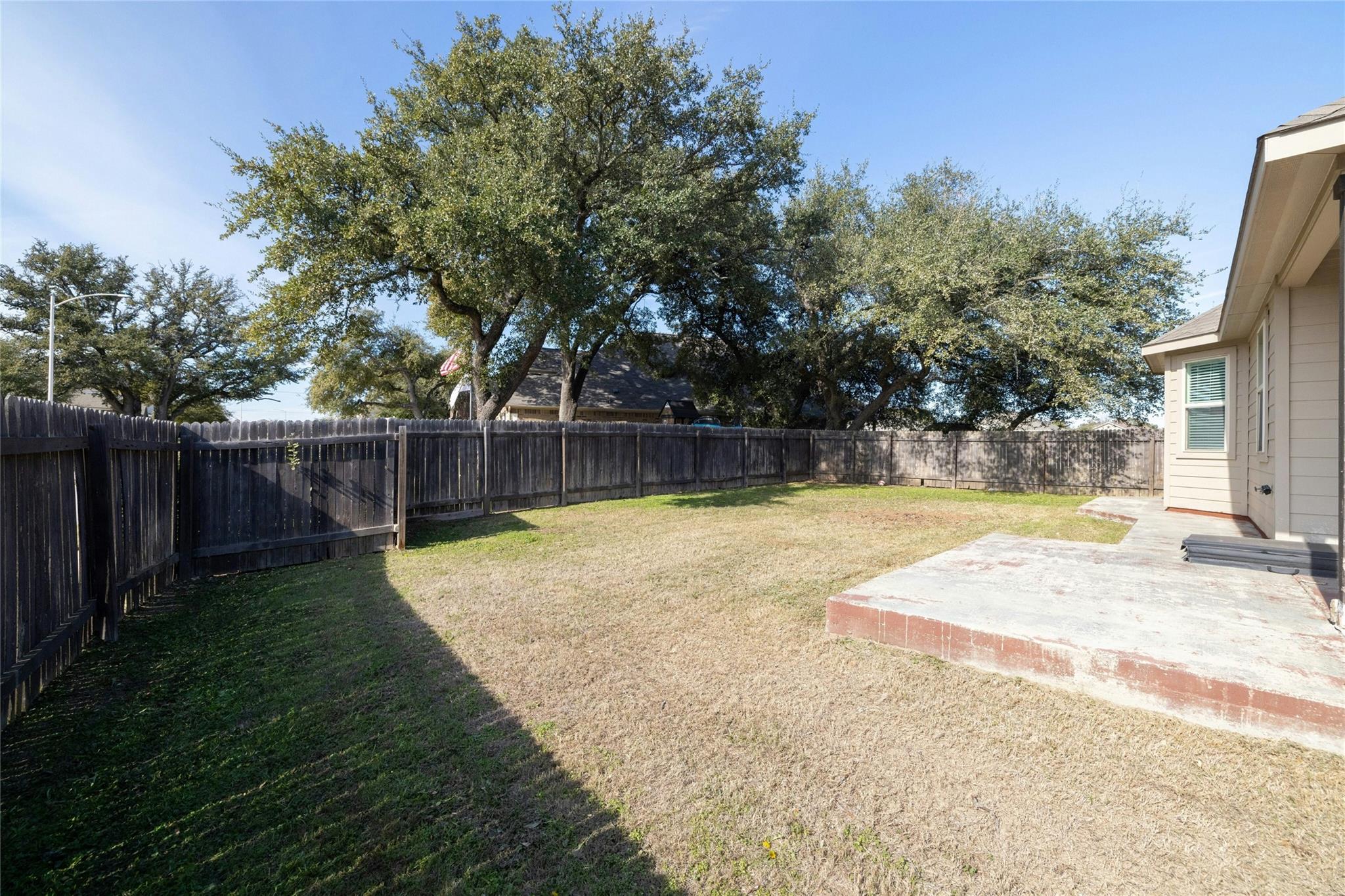 1721 Erie Dr, Leander, TX 78641