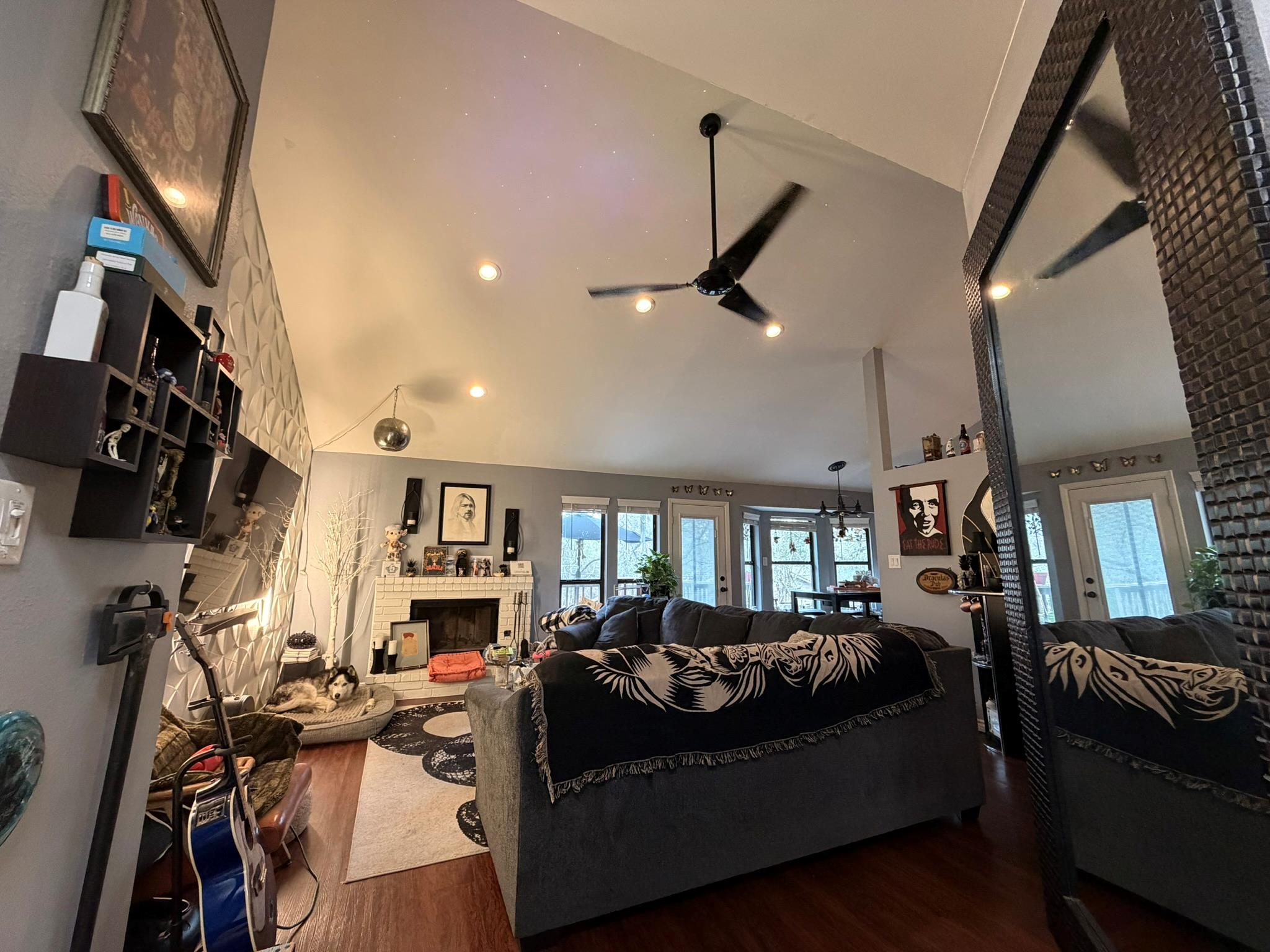 619 Franklin Dr, San Marcos, TX 78666