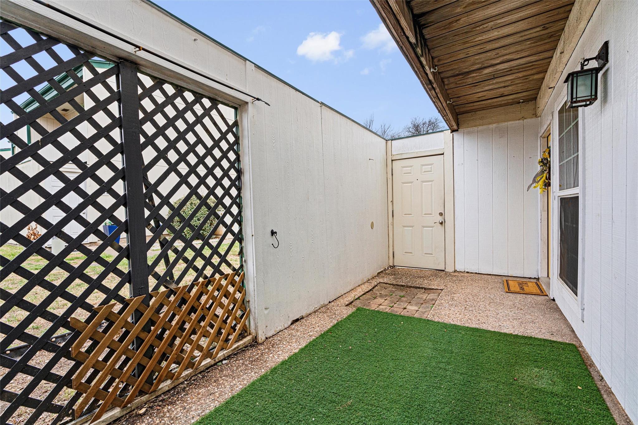 6718 Silvermine Dr # 702, Austin, TX 78736