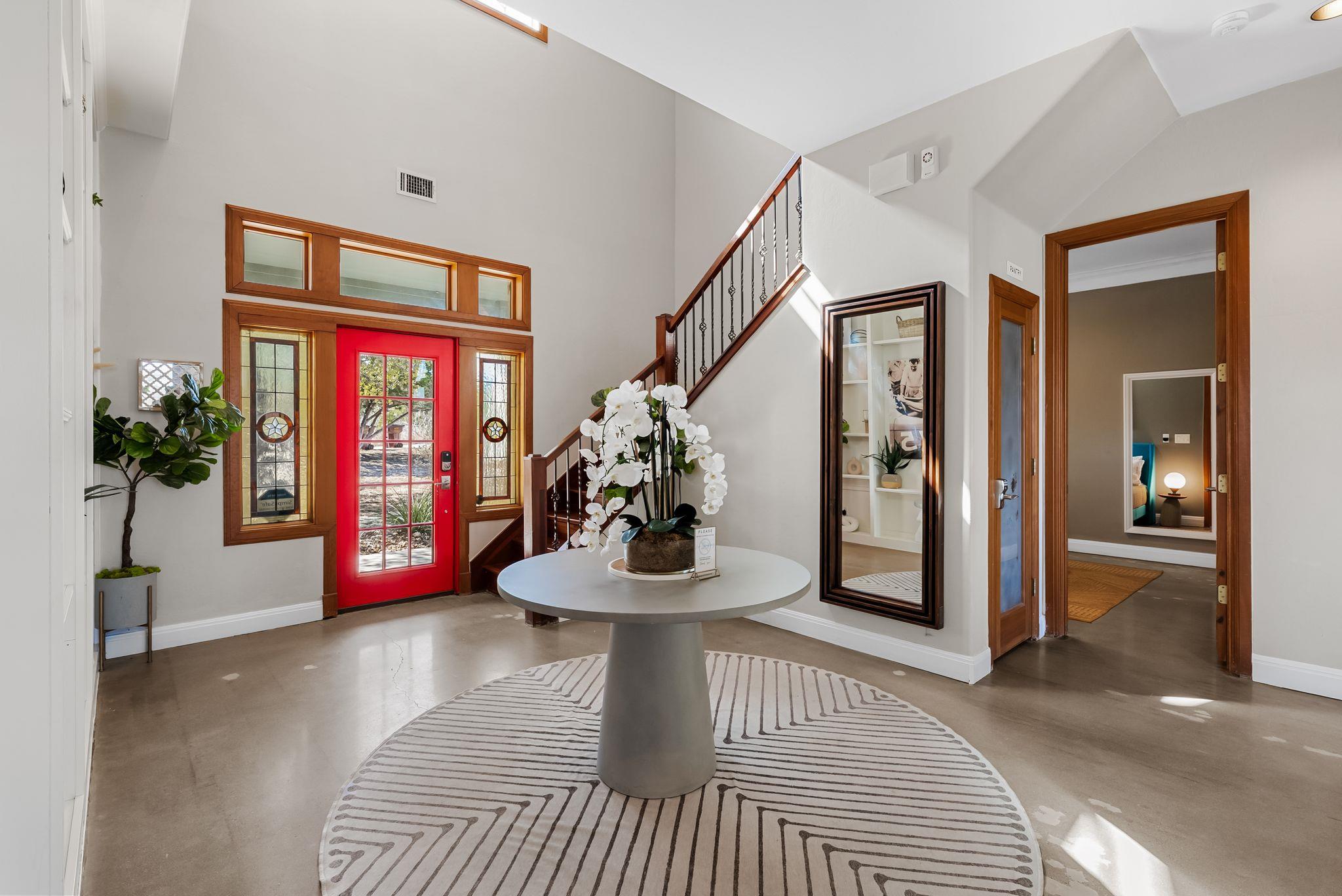 10512 Lake Park Dr, Dripping Springs, TX 78620