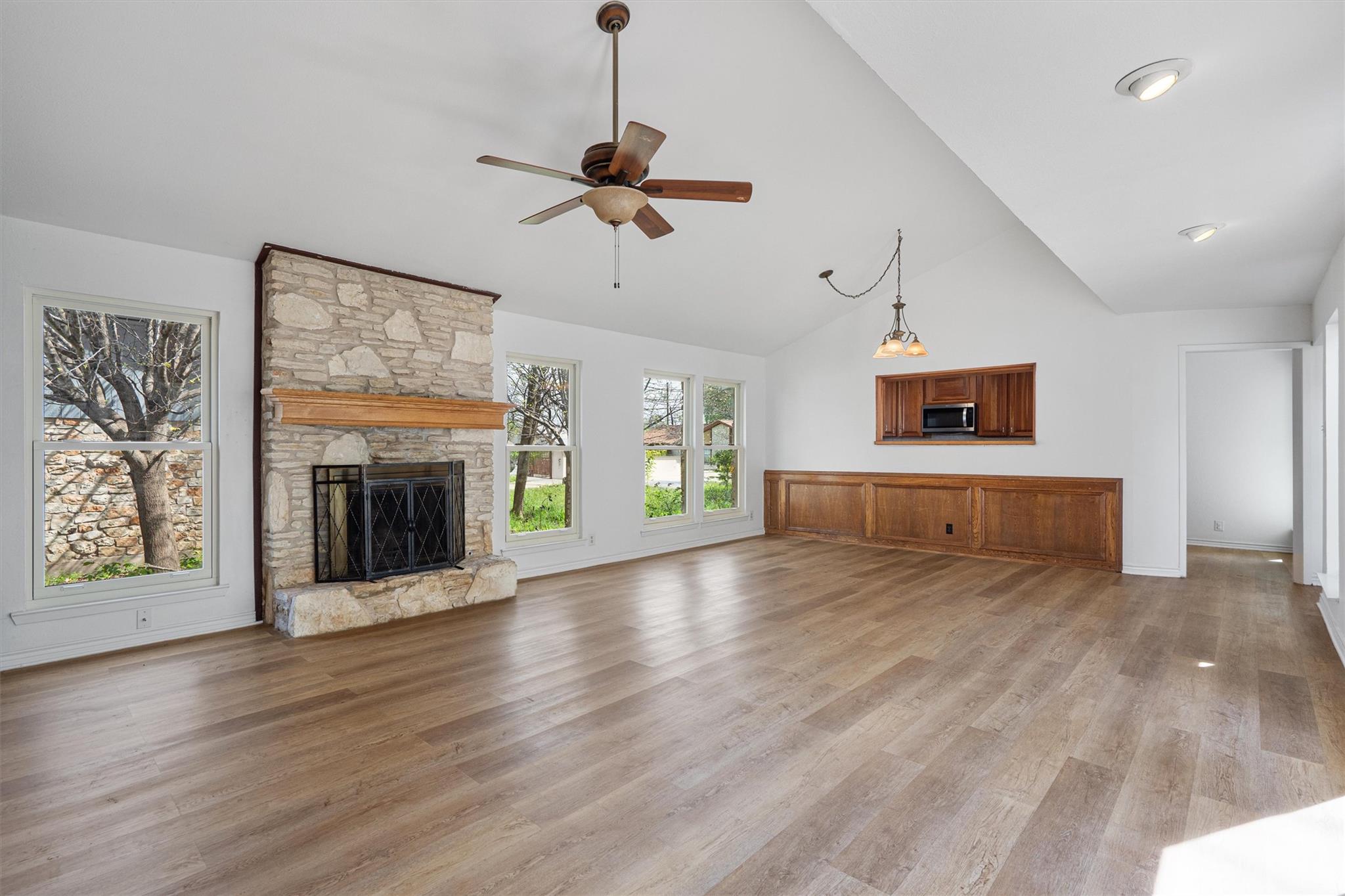 405 Oat Meadow Dr, Pflugerville, TX 78660