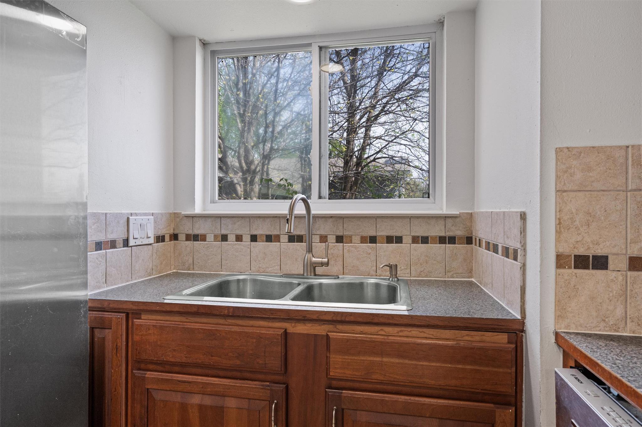 405 Oat Meadow Dr, Pflugerville, TX 78660