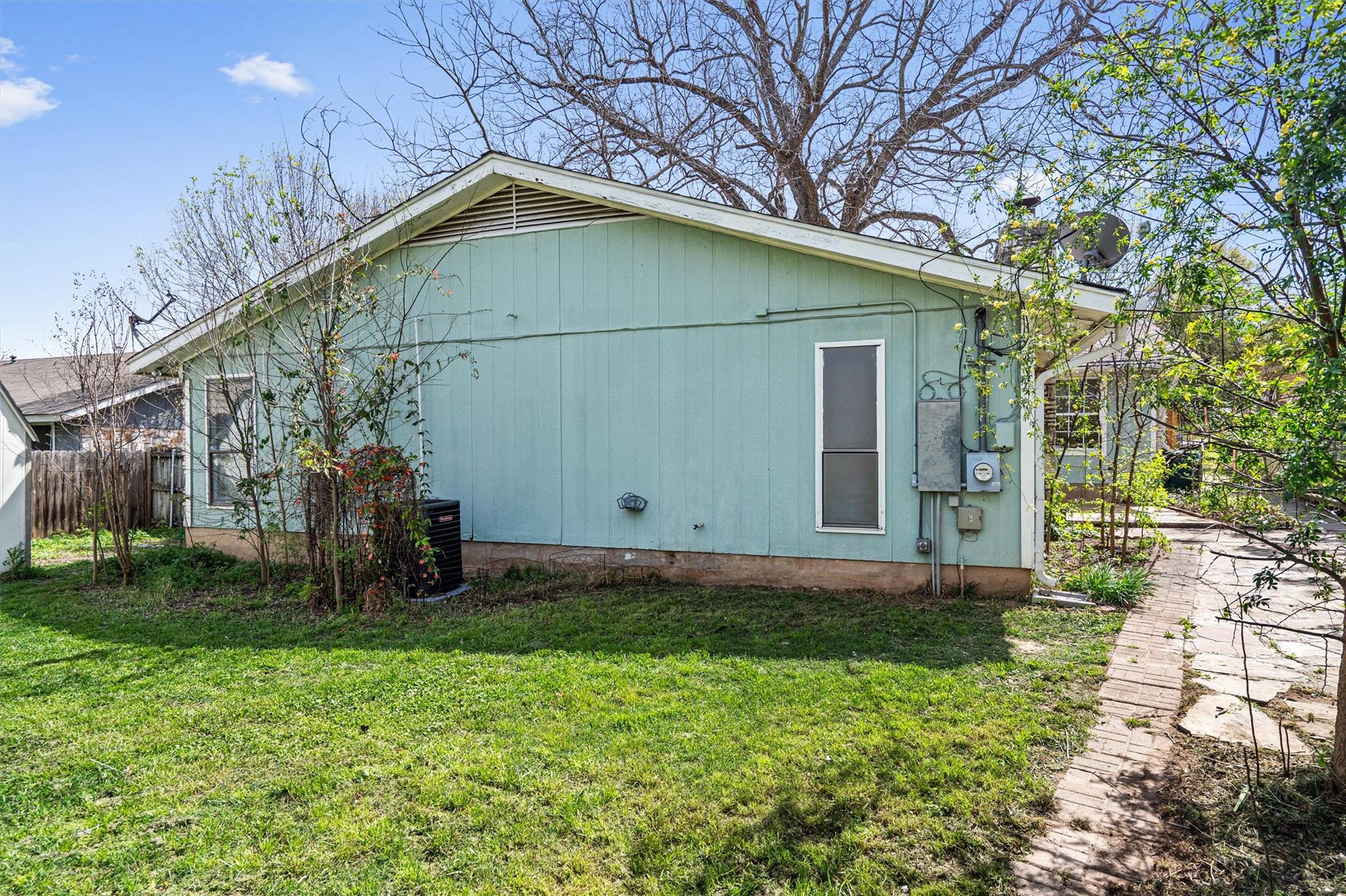 405 Oat Meadow Dr, Pflugerville, TX 78660