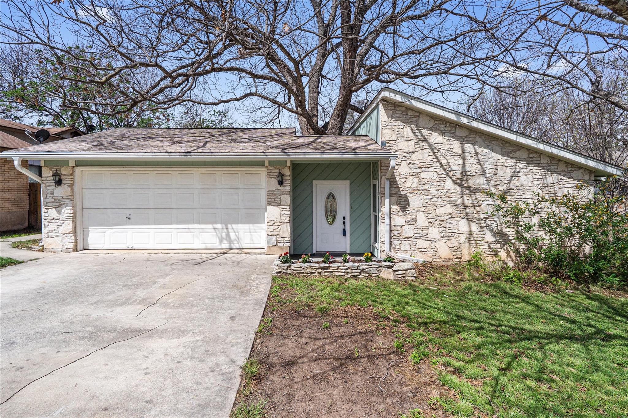 405 Oat Meadow Dr, Pflugerville, TX 78660