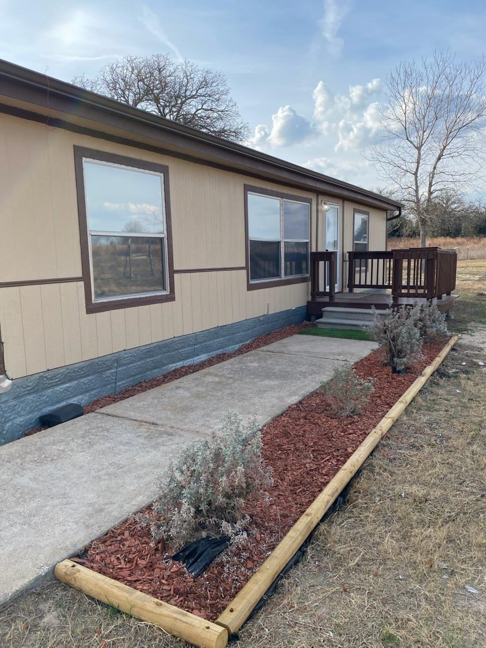 2029 Us-290 E, McDade, TX 78650