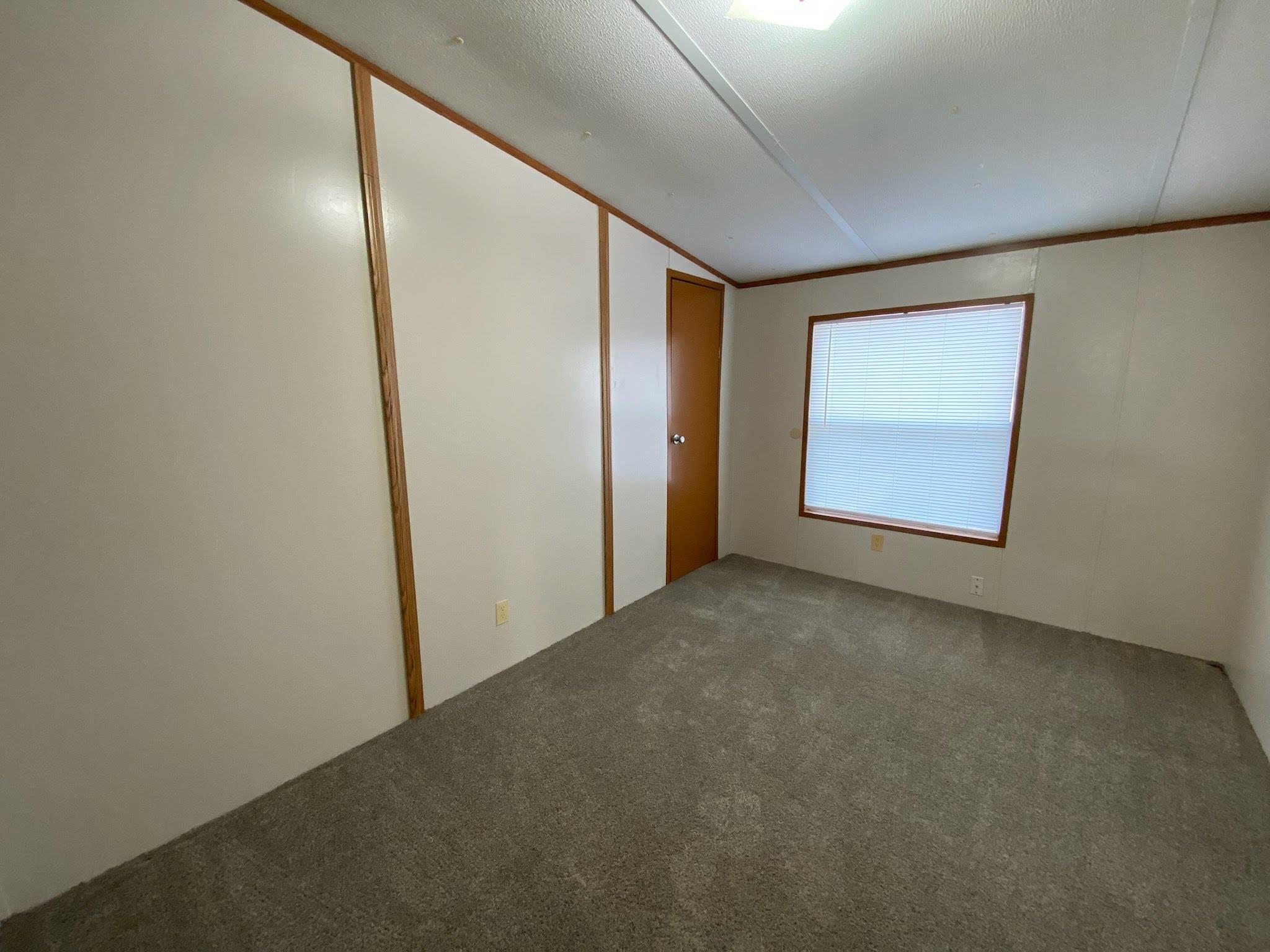 2029 Us-290 E, McDade, TX 78650