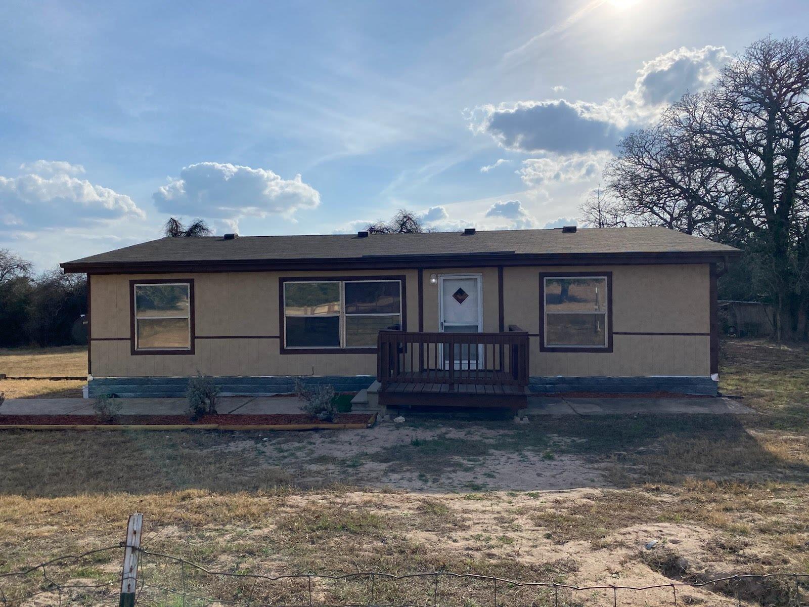 2029 Us-290 E, McDade, TX 78650