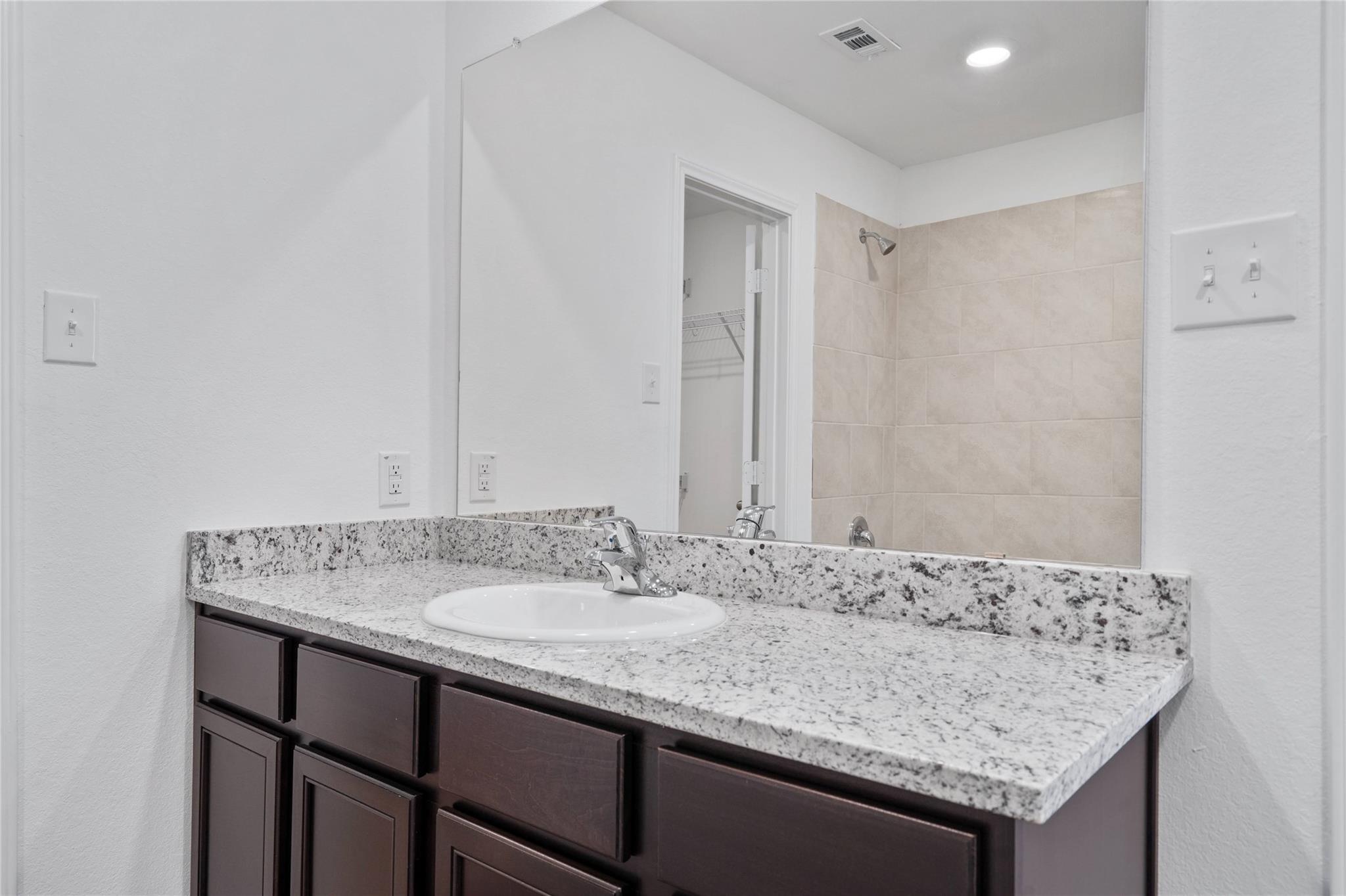 3927 Trail de Paris, New Braunfels, TX 78132