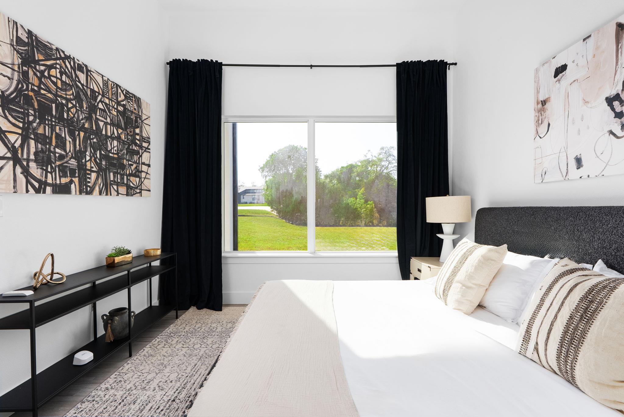 256 Charro Vista Dr, Driftwood, TX 78619