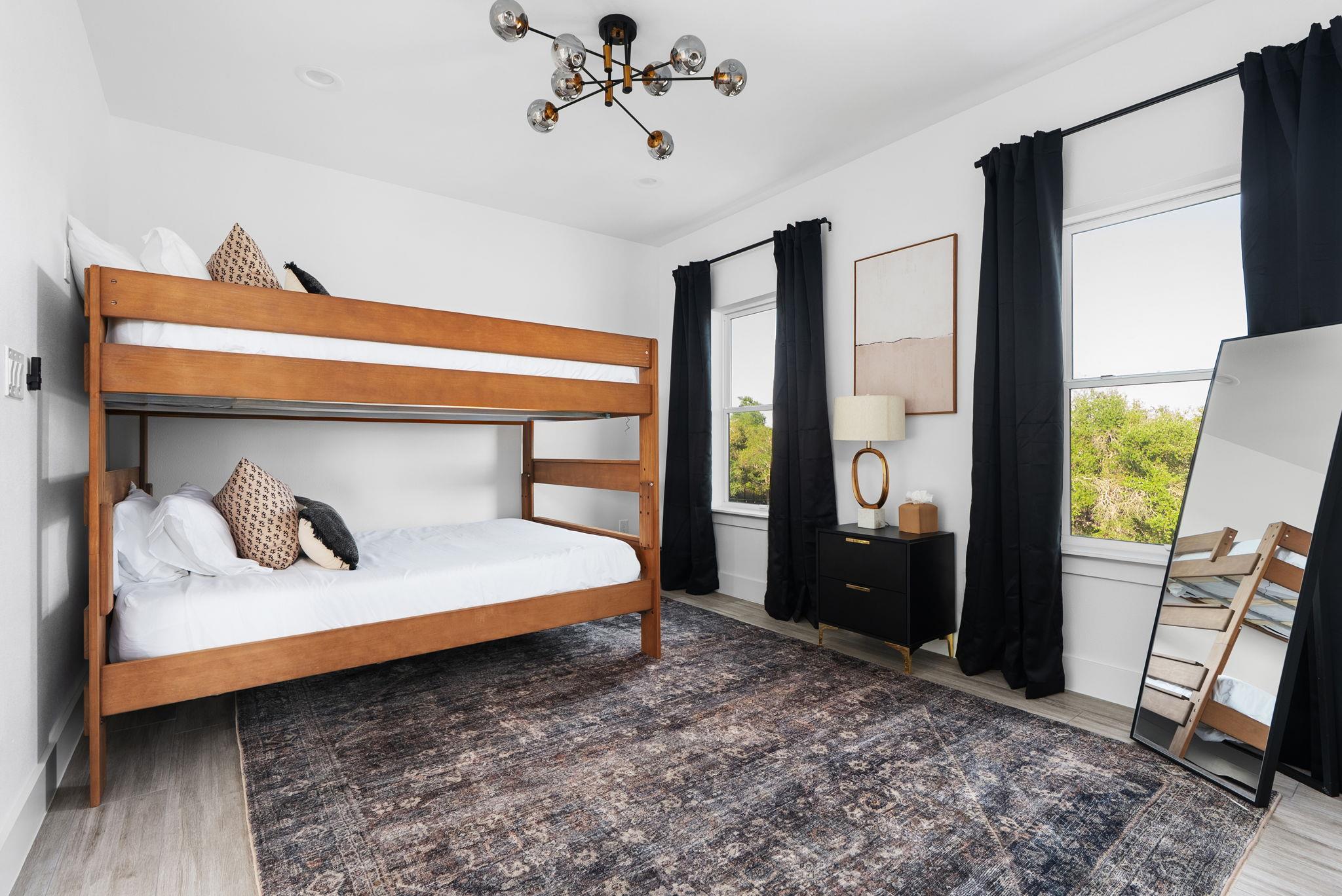 256 Charro Vista Dr, Driftwood, TX 78619