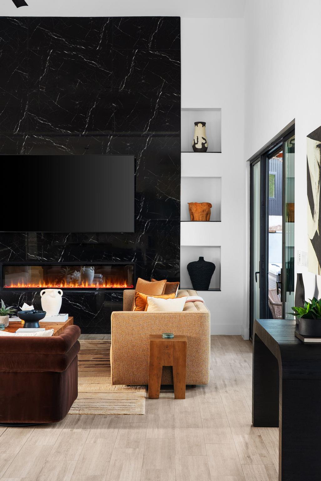 256 Charro Vista Dr, Driftwood, TX 78619