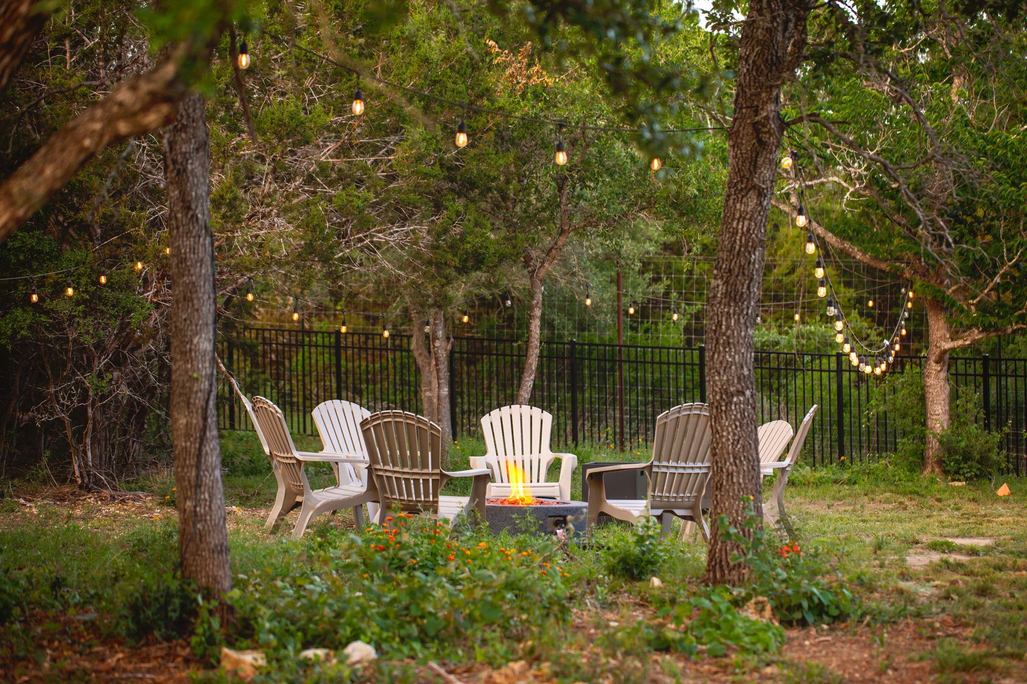 256 Charro Vista Dr, Driftwood, TX 78619