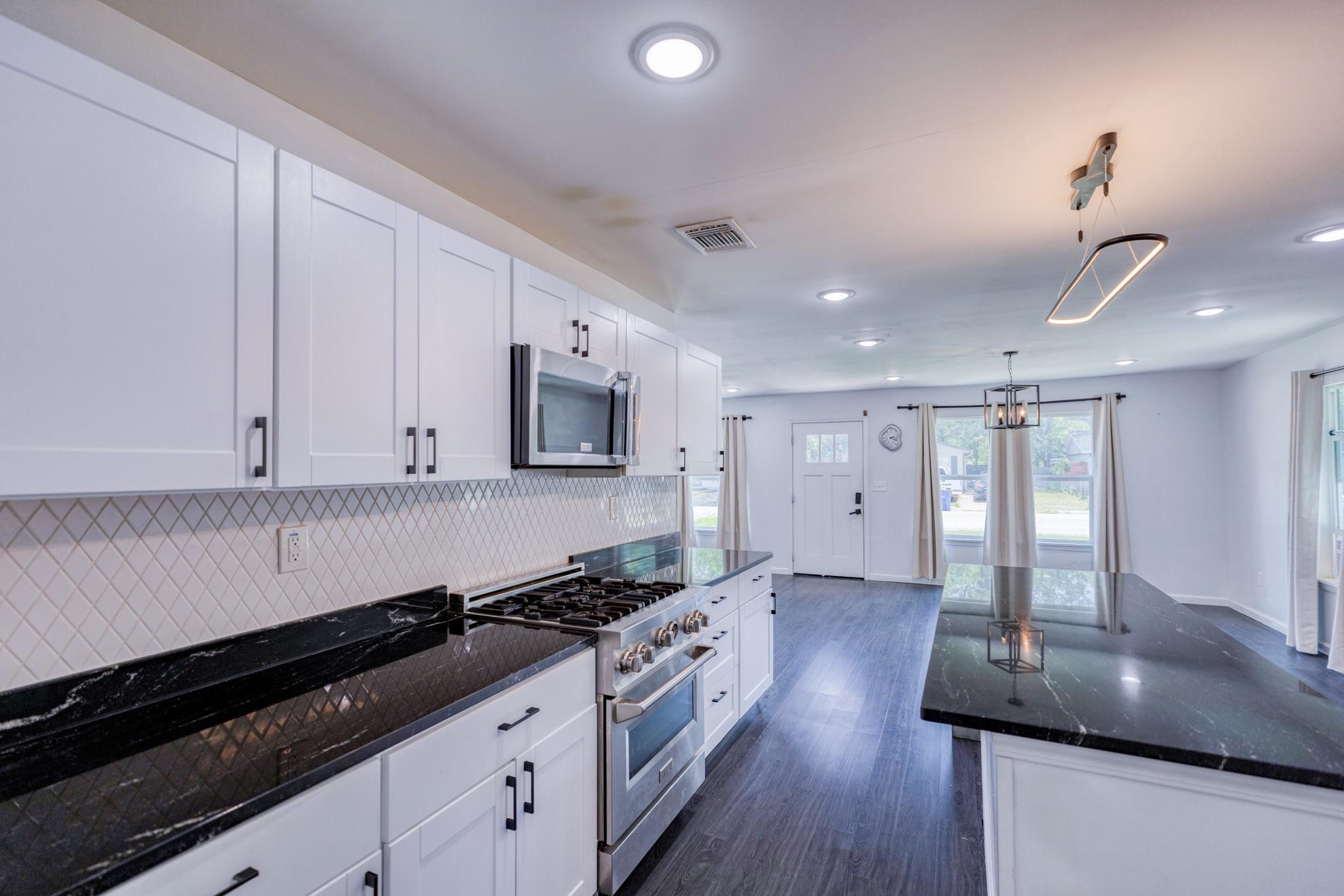 6202 Carnation Ter, Austin, TX 78741