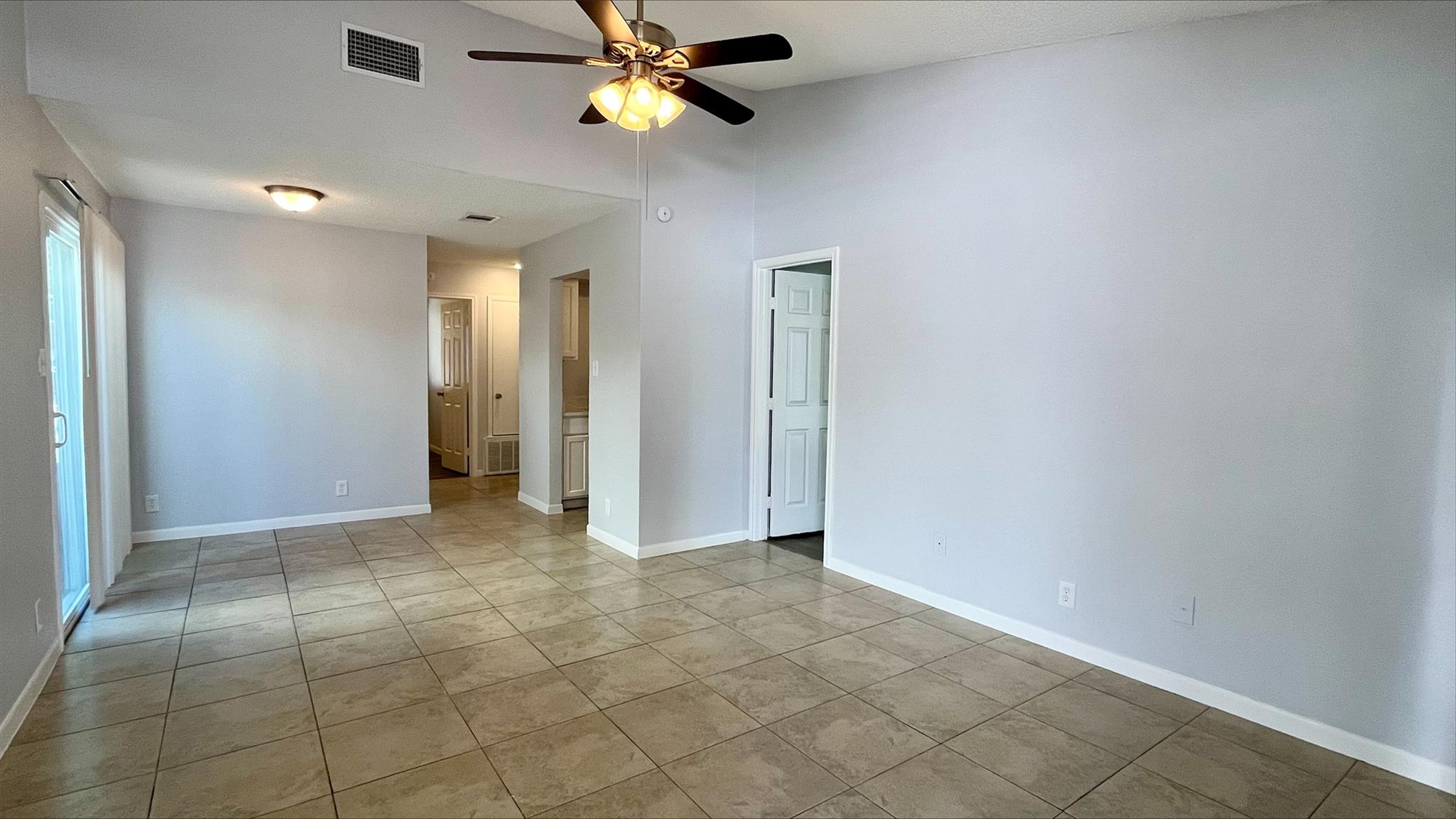 10701 Lanshire Dr # B, Austin, TX 78758